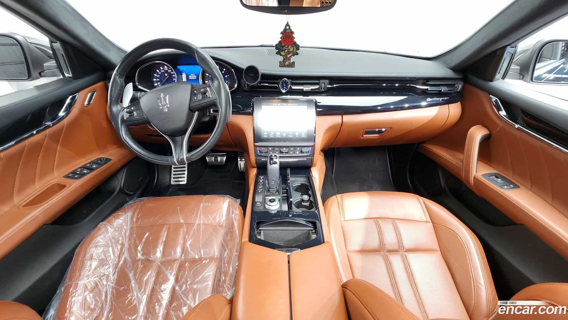 Quattroporte Maserati 2020.11-INNER-007