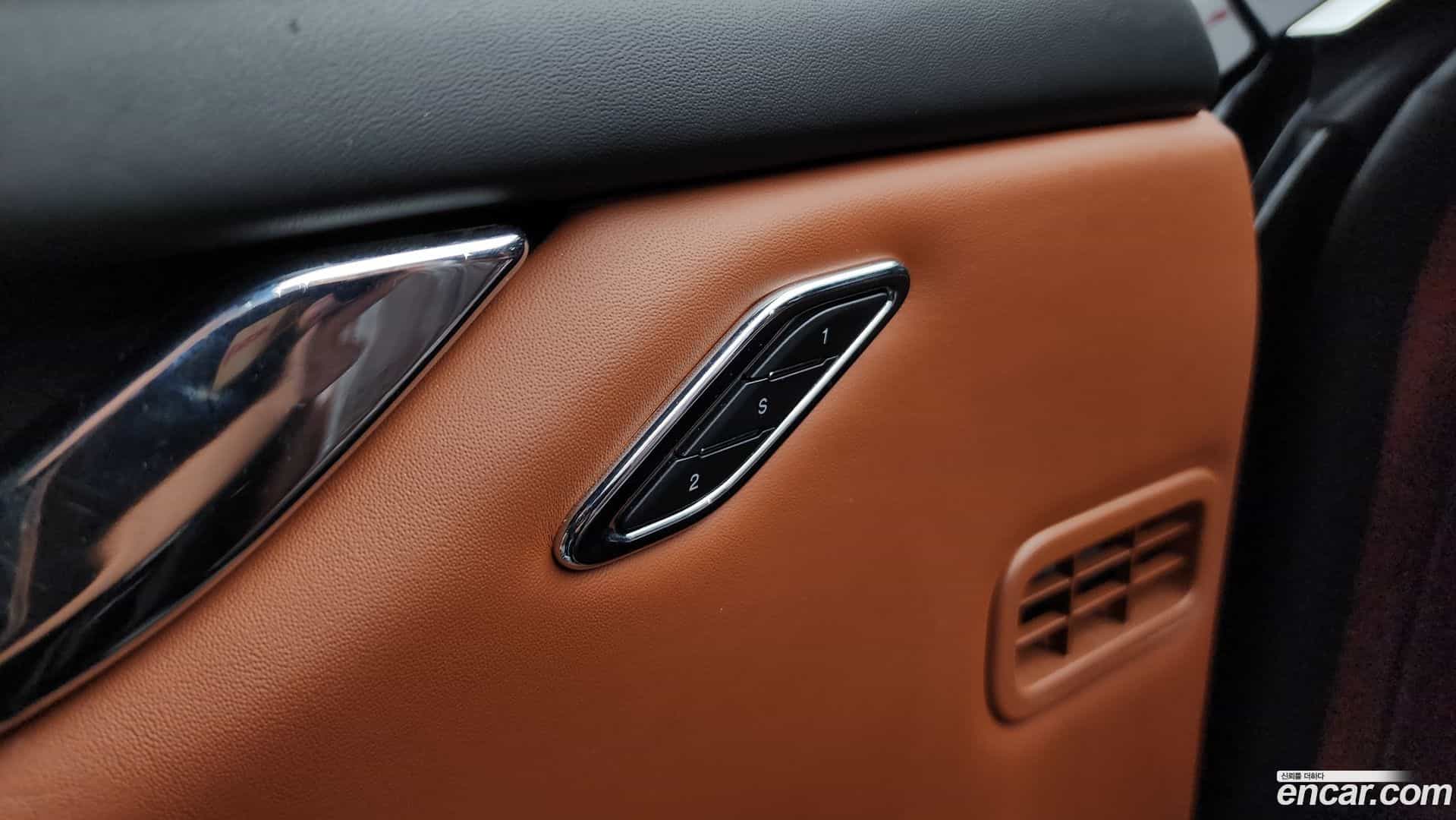 Quattroporte Maserati 2020.11-OPTION-043