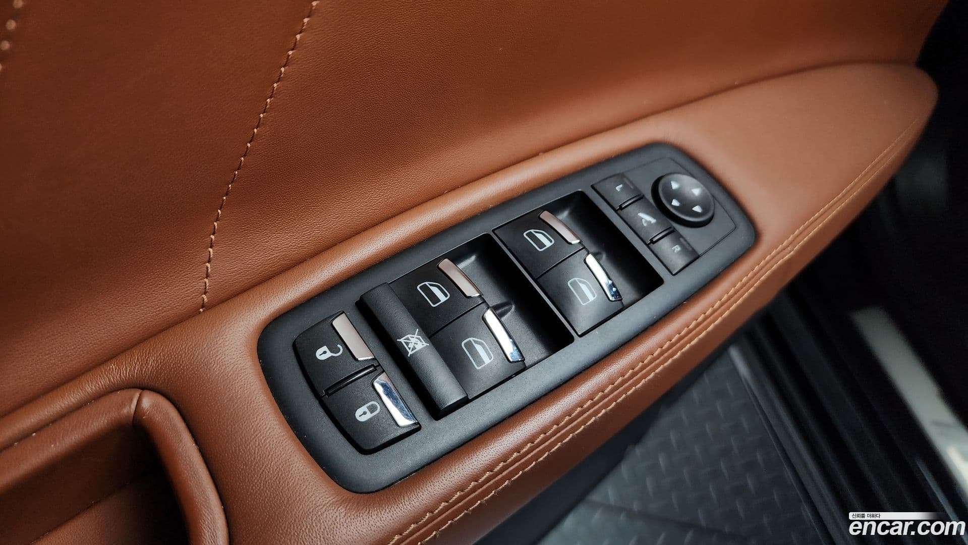 Main__Slider__Photo:Quattroporte Maserati 2020.11-35