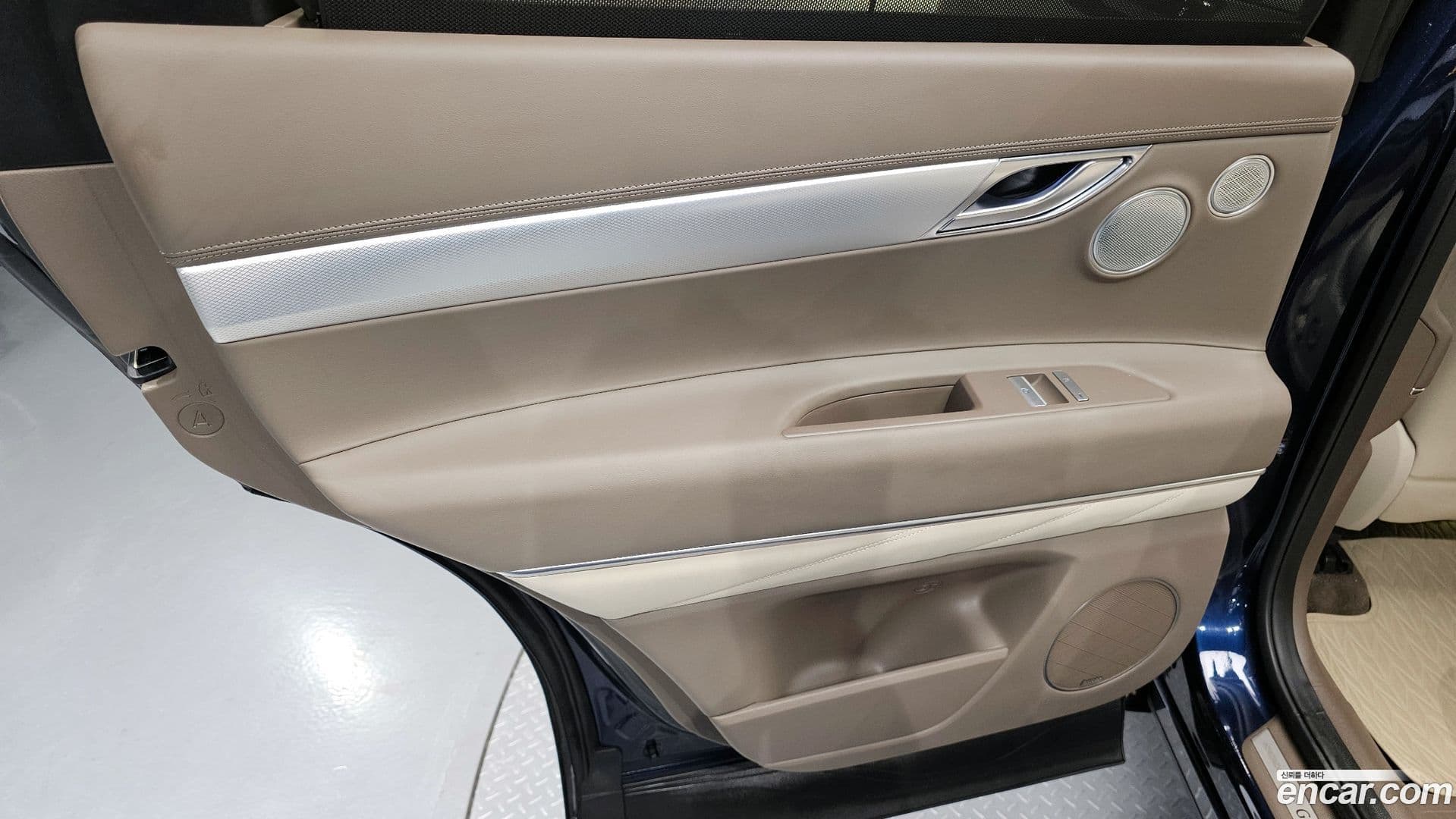 Main__Slider__Photo:GV80 Genesis 2020.6-24