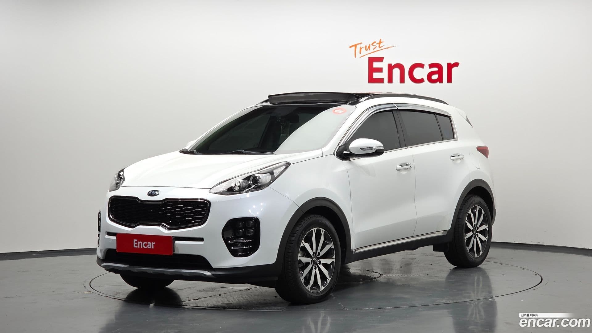 Main__Slider__Photo:Sportage Kia 2017.9-0