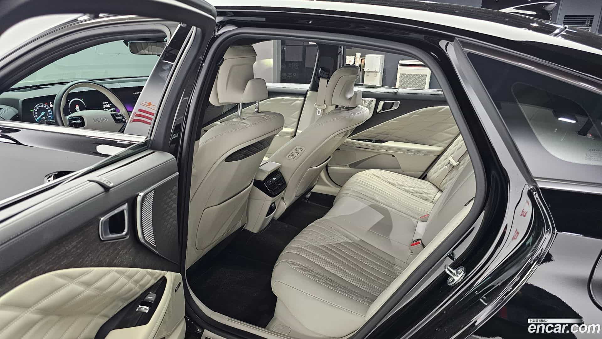 K8 Kia 2022.2-INNER-036