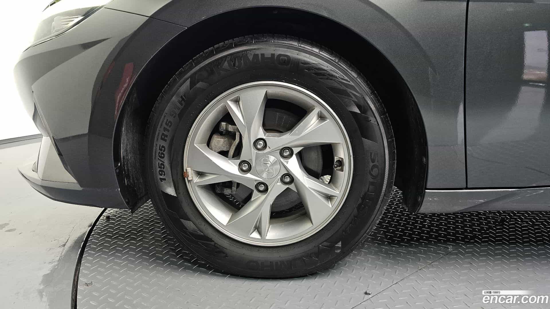 AVANTE Hyundai 2022.0-OUTER-005