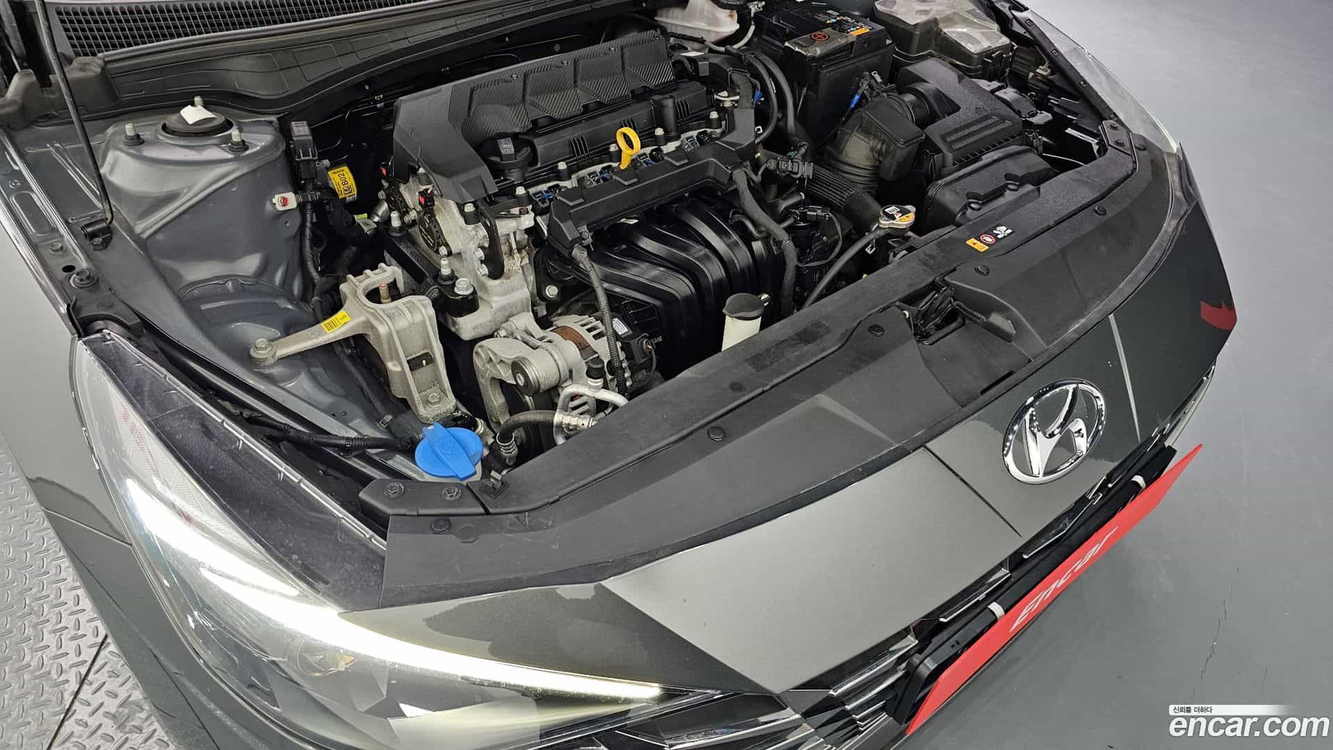AVANTE Hyundai 2022.0-OUTER-006