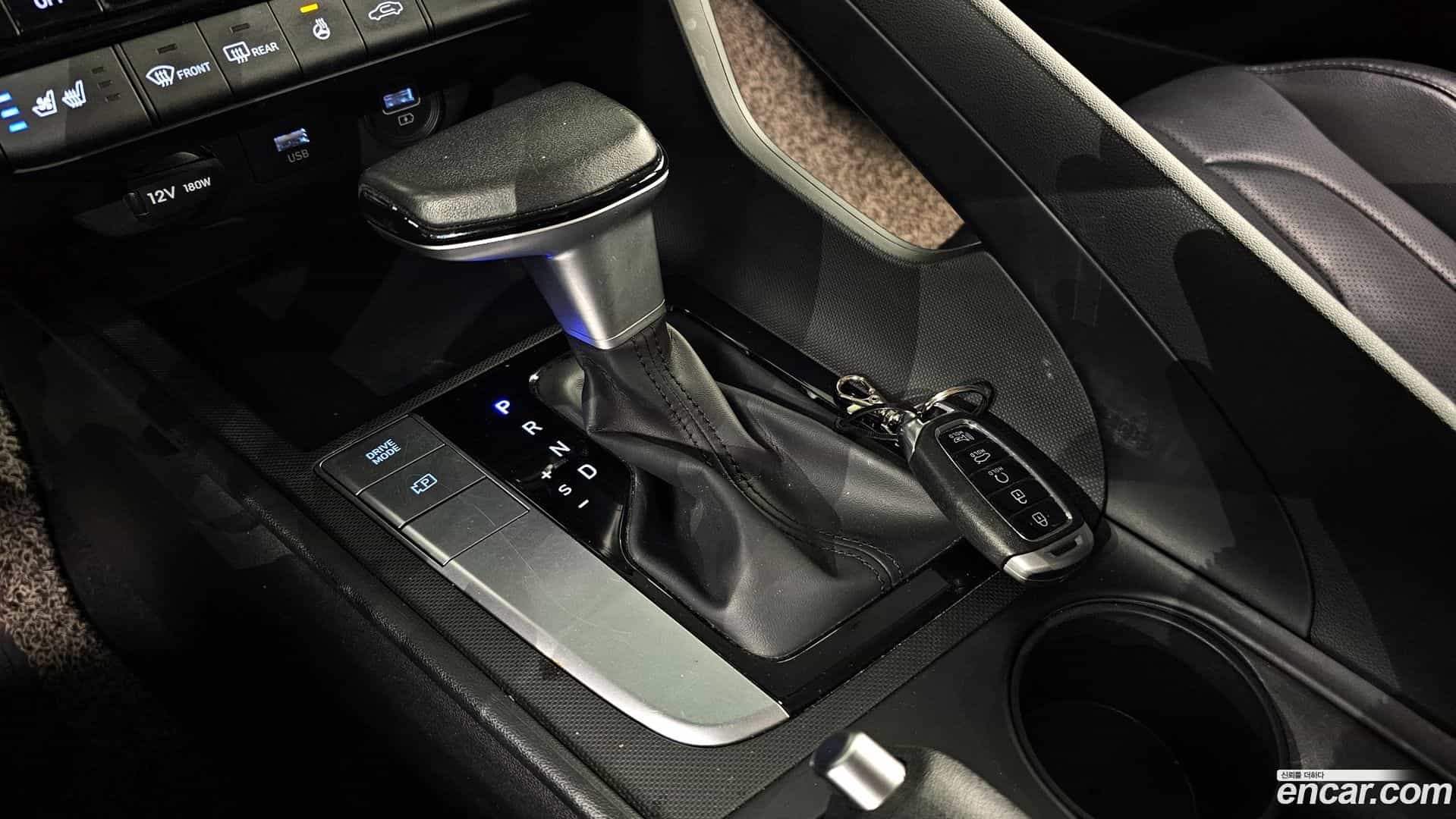 AVANTE Hyundai 2022.0-INNER-009