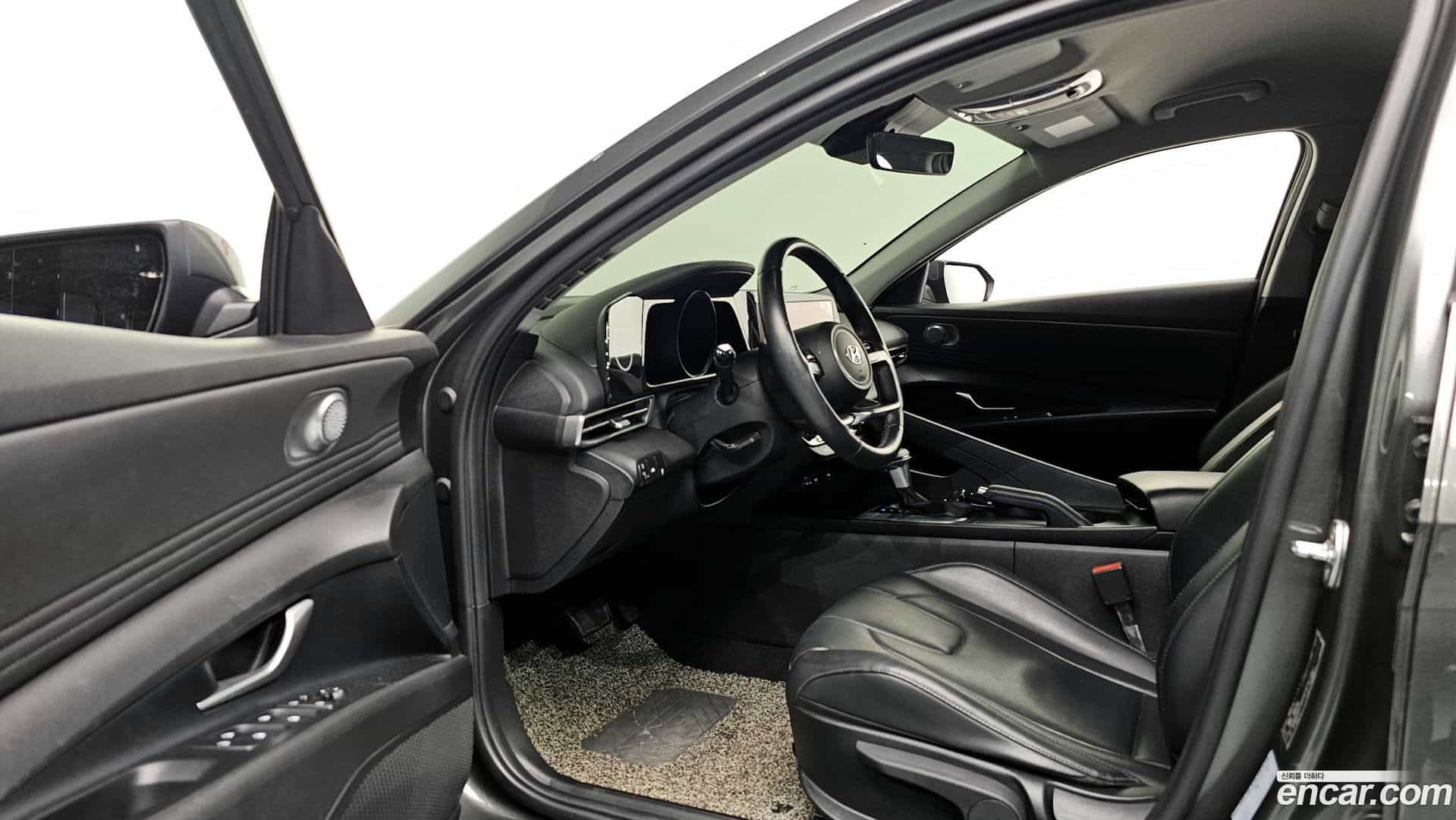 AVANTE Hyundai 2022.0-INNER-010