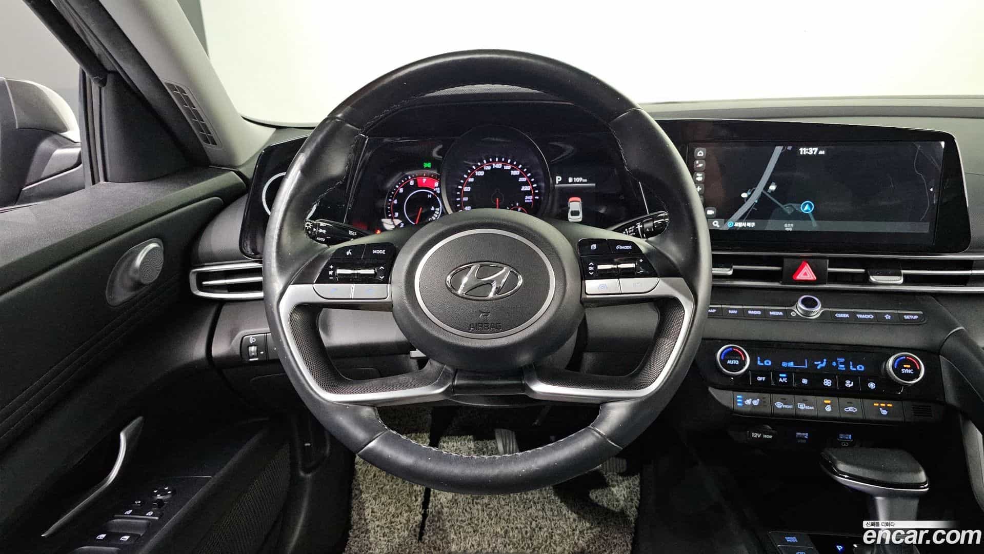 AVANTE Hyundai 2022.0-OPTION-016