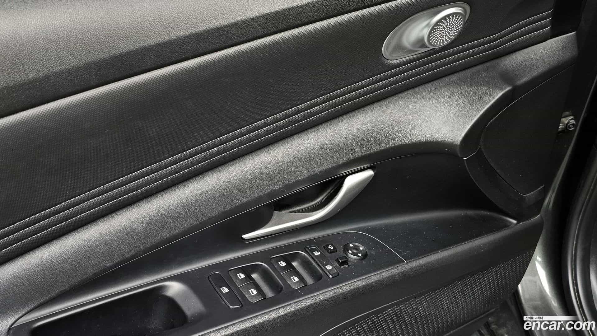AVANTE Hyundai 2022.0-OPTION-018