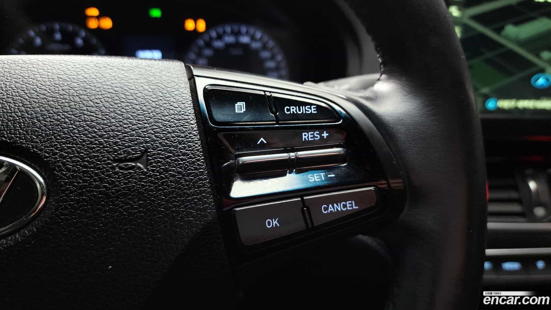 Grandeur Hyundai 2017.4-OPTION-023