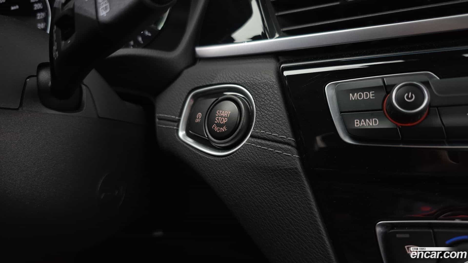 X2 (F39) BMW 2021.2-OPTION-041
