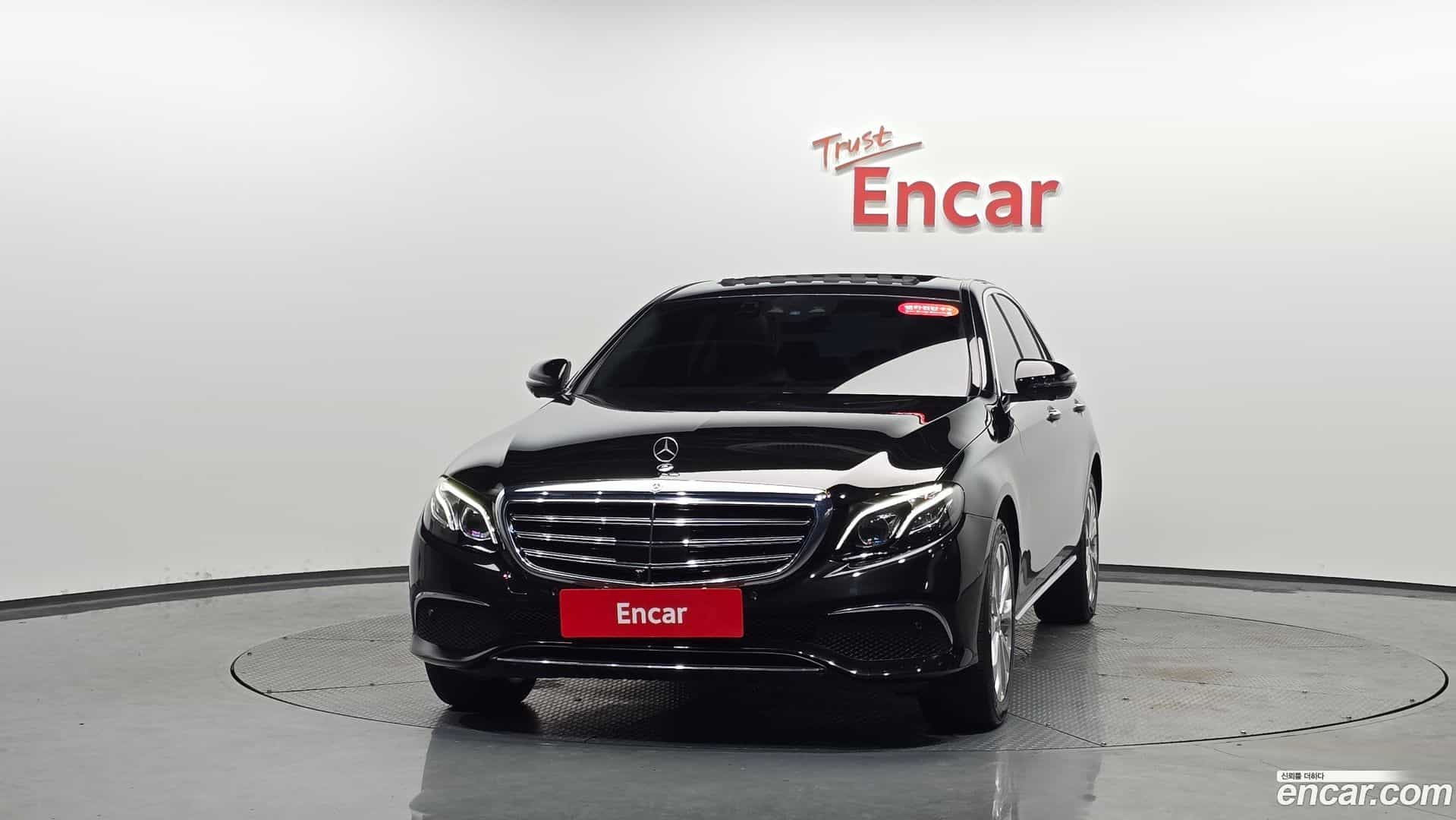 E-Class Mercedes-Benz 2020.8-OUTER-003
