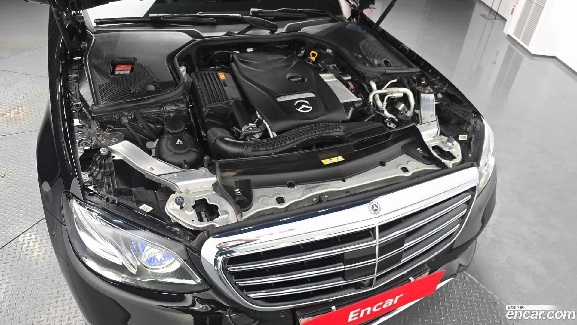E-Class Mercedes-Benz 2020.8-OUTER-006
