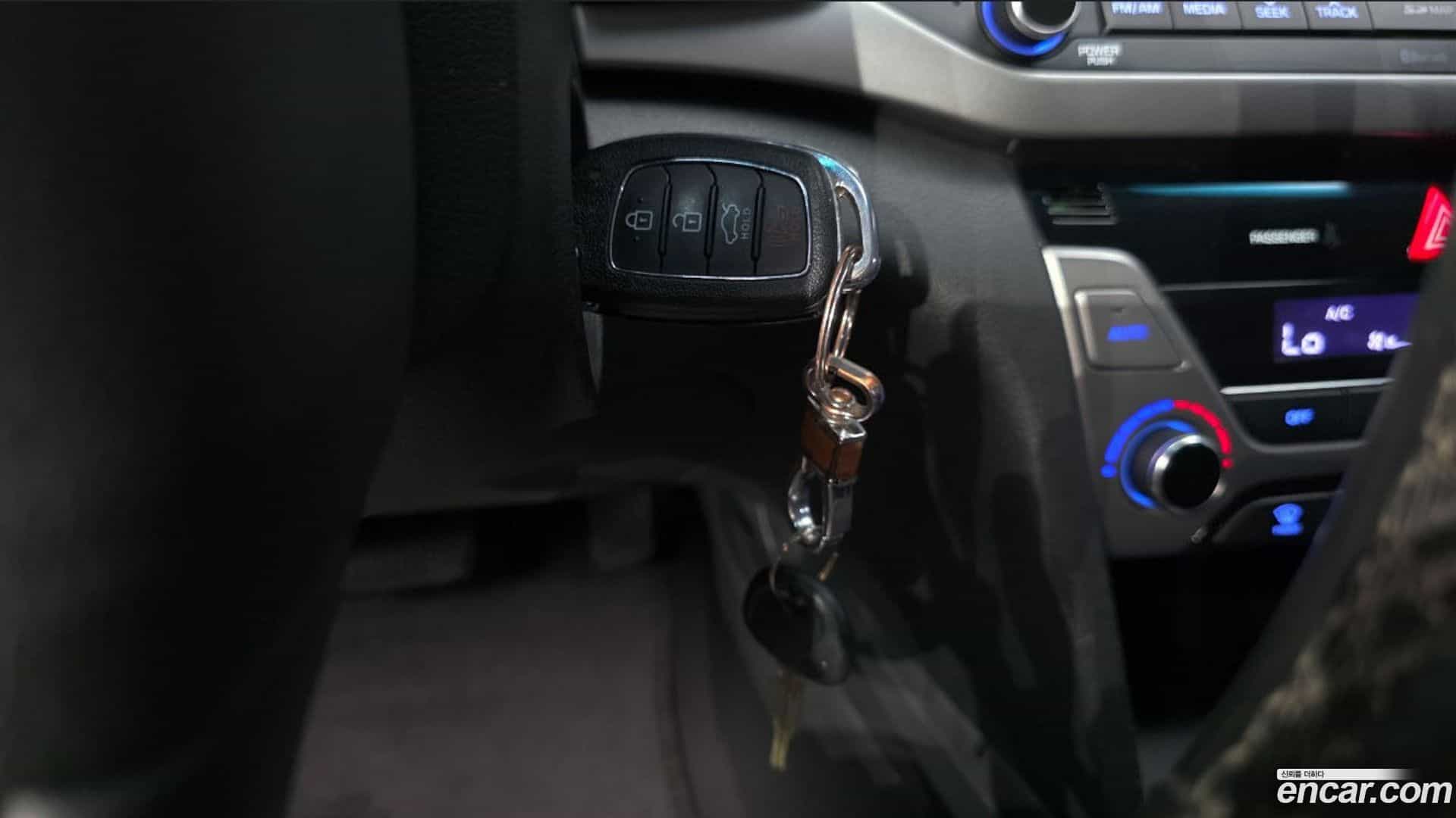 AVANTE Hyundai 2017.1-OPTION-022