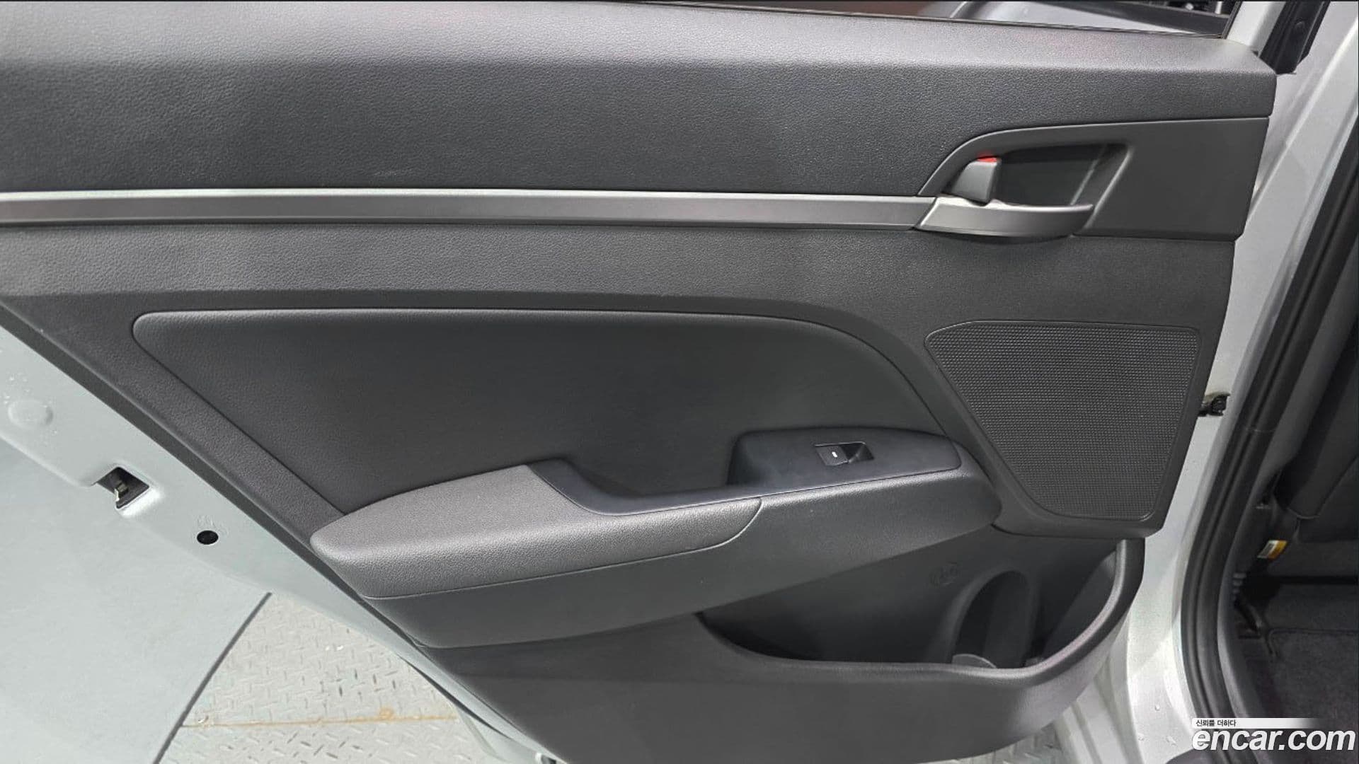 Main__Slider__Photo:AVANTE Hyundai 2017.1-24