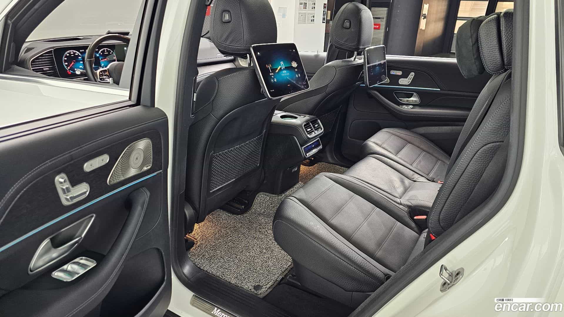 GLS-Class Mercedes-Benz 2023.3-INNER-036