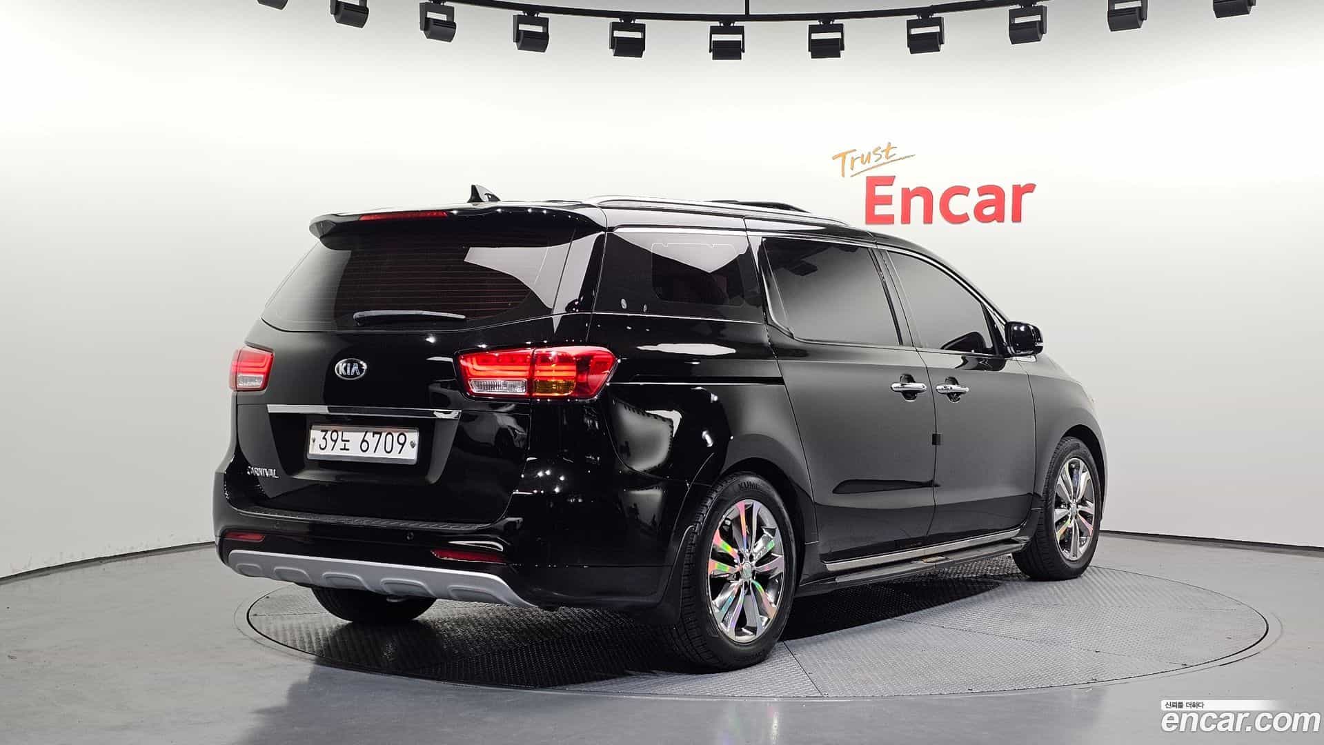 Canival Kia 2017.2-OUTER-002
