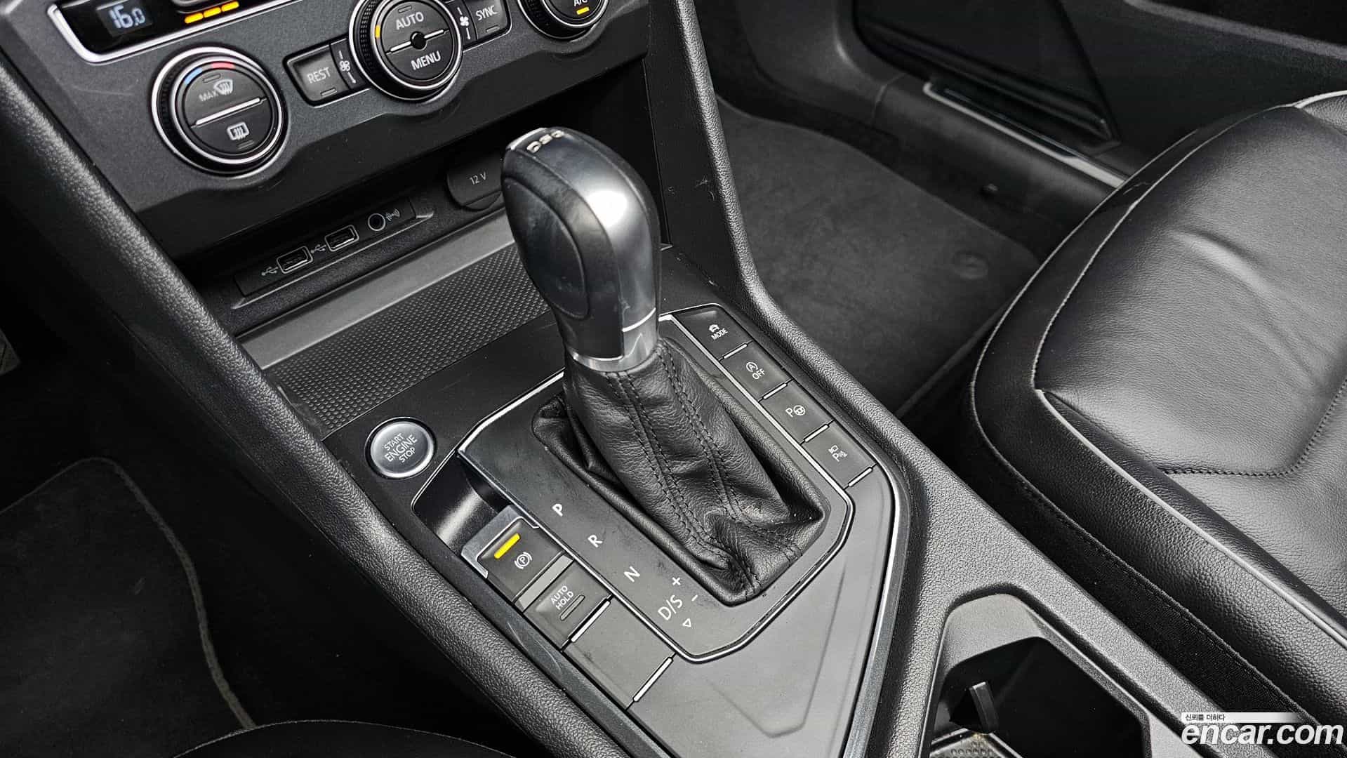 Tiguan Volkswagen 2018.4-INNER-009