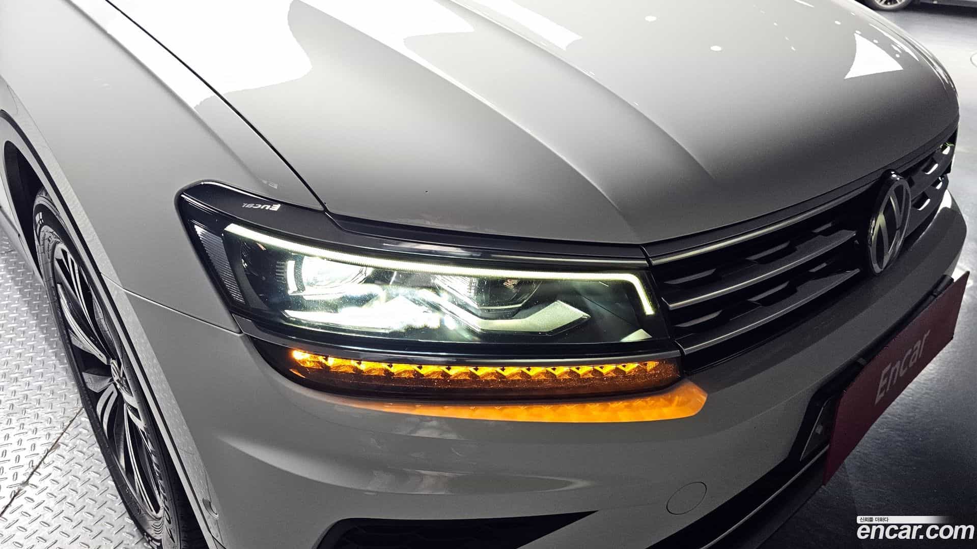 Tiguan Volkswagen 2018.4-OUTER-032