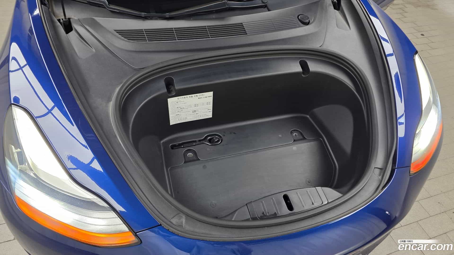 Model 3 Tesla 2020.5-OUTER-006