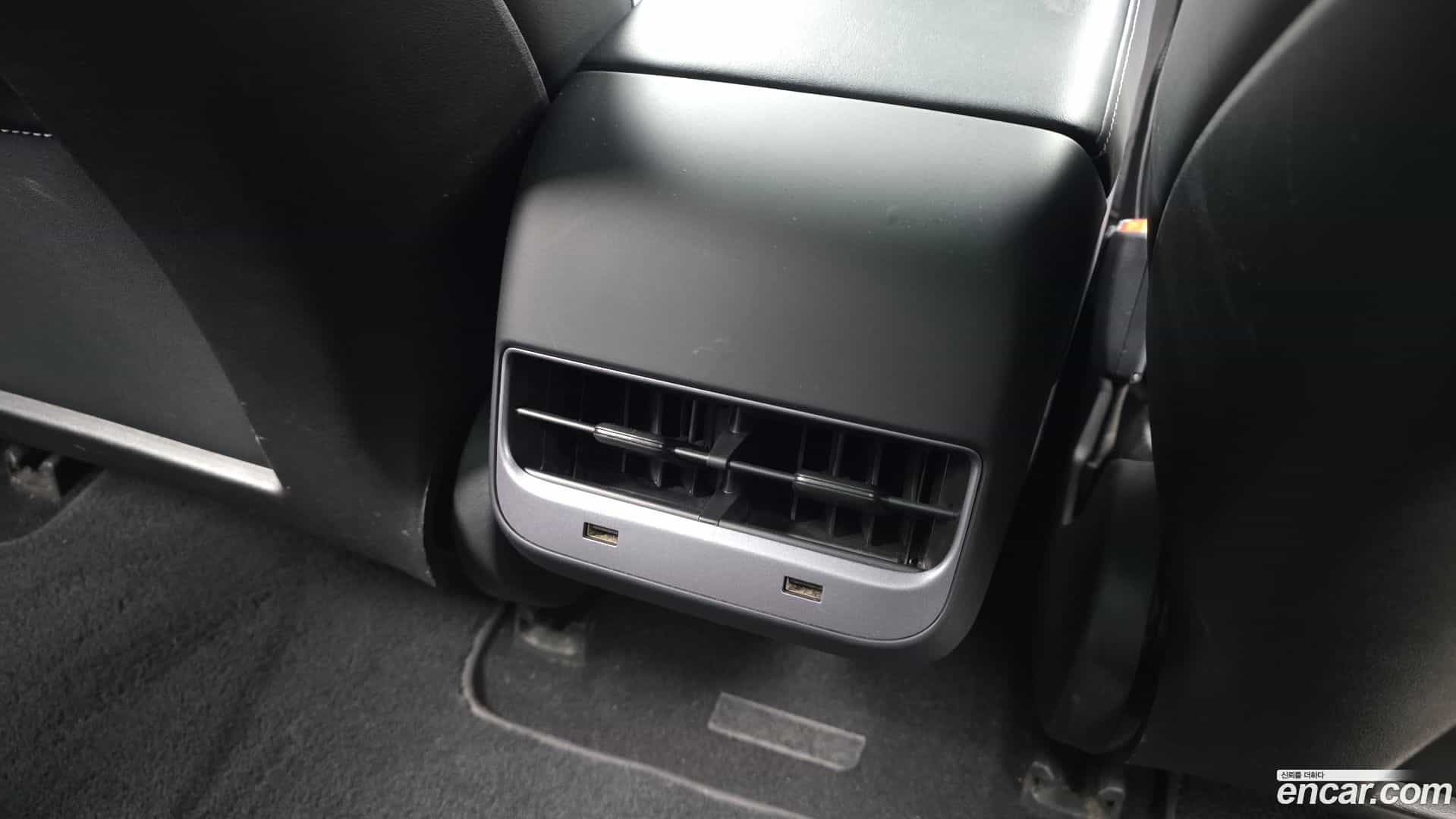 Model 3 Tesla 2020.5-OPTION-040