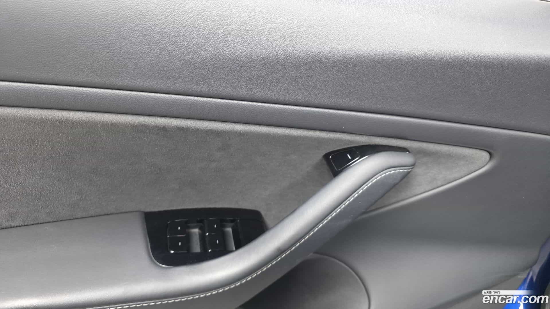 Model 3 Tesla 2020.5-OPTION-043