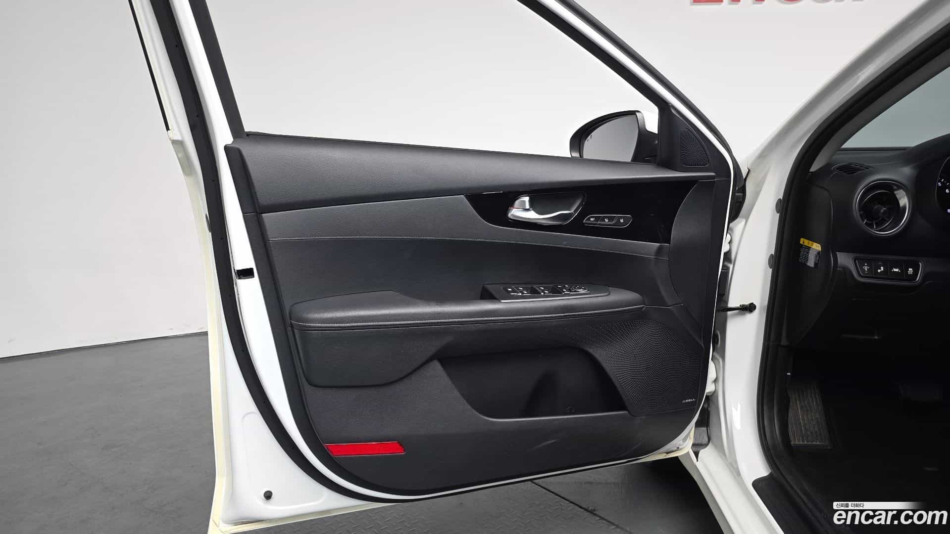 K3 Kia 2018.8-INNER-034
