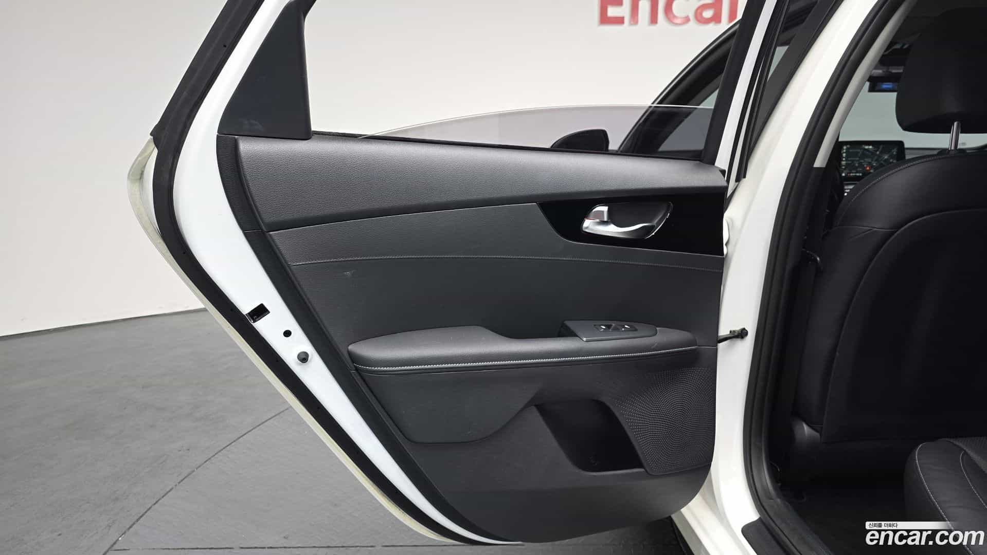 K3 Kia 2018.8-INNER-035