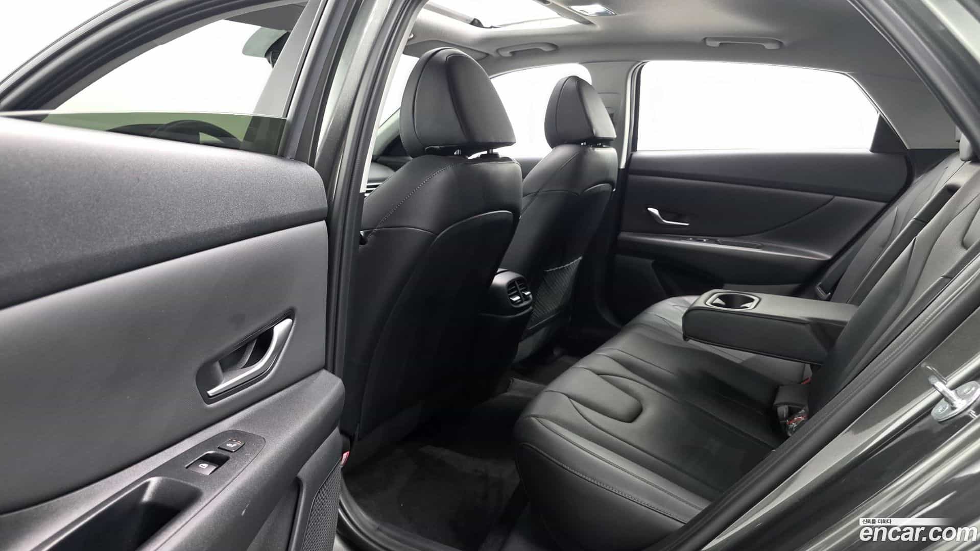 AVANTE Hyundai 2023.2-OPTION-015