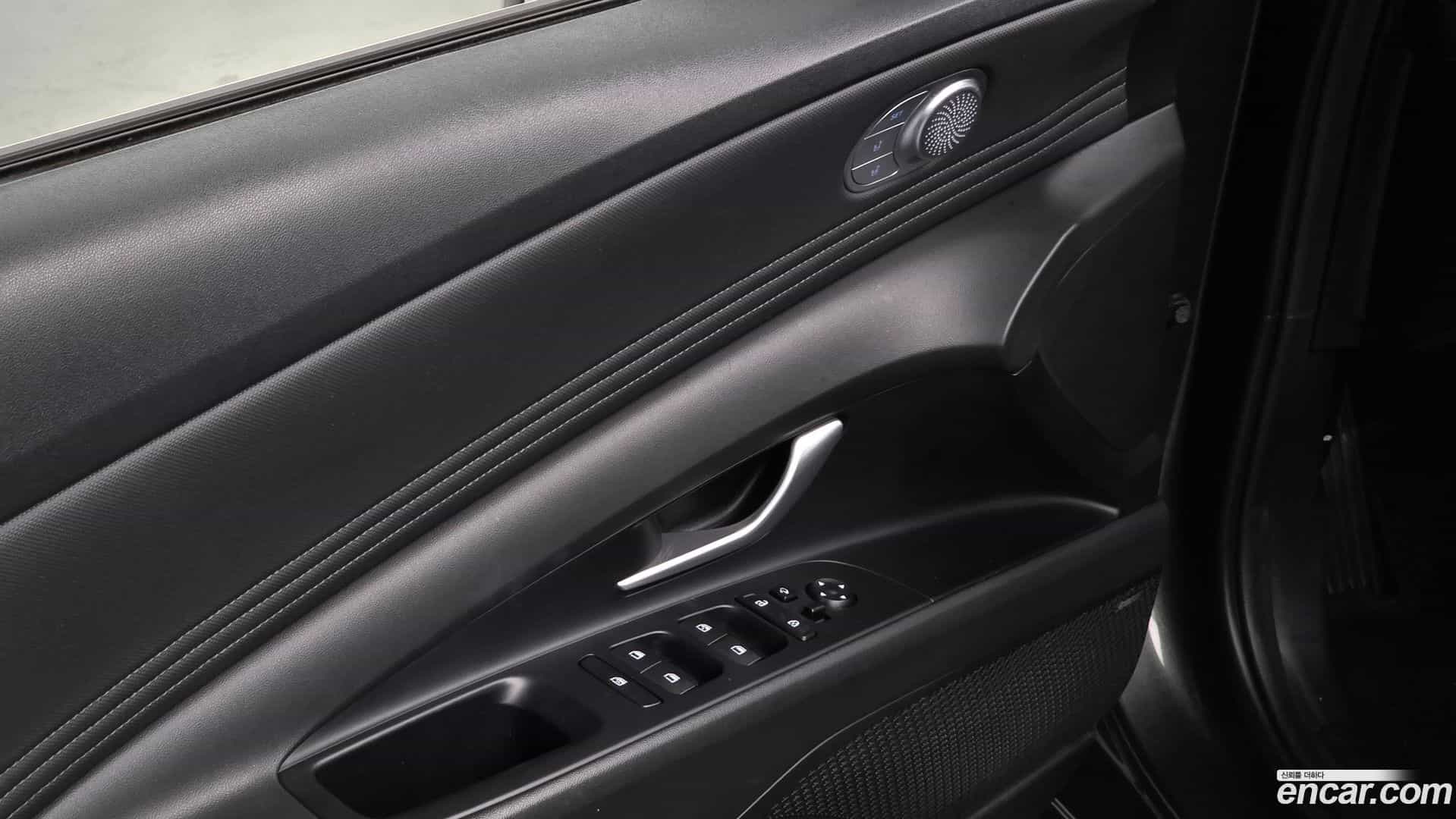 AVANTE Hyundai 2023.2-OPTION-020