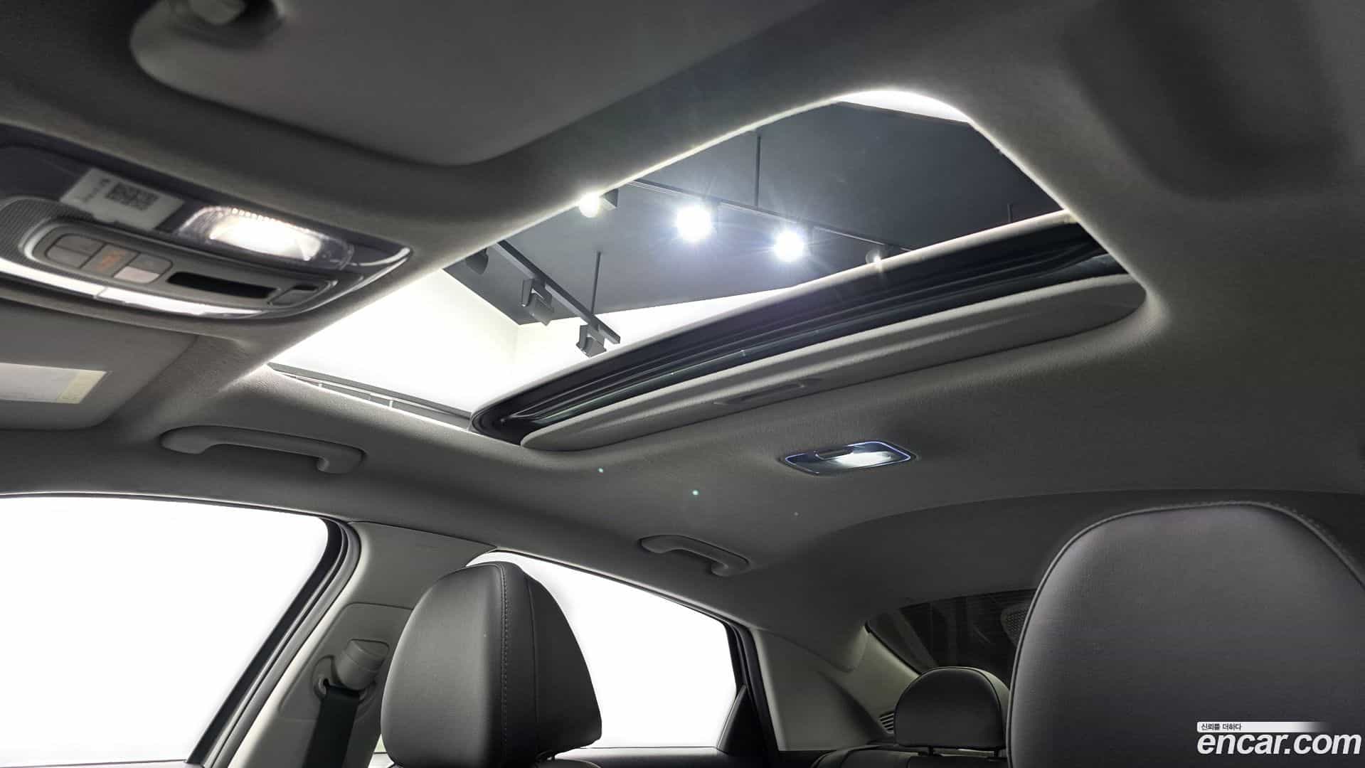 AVANTE Hyundai 2023.2-OPTION-023