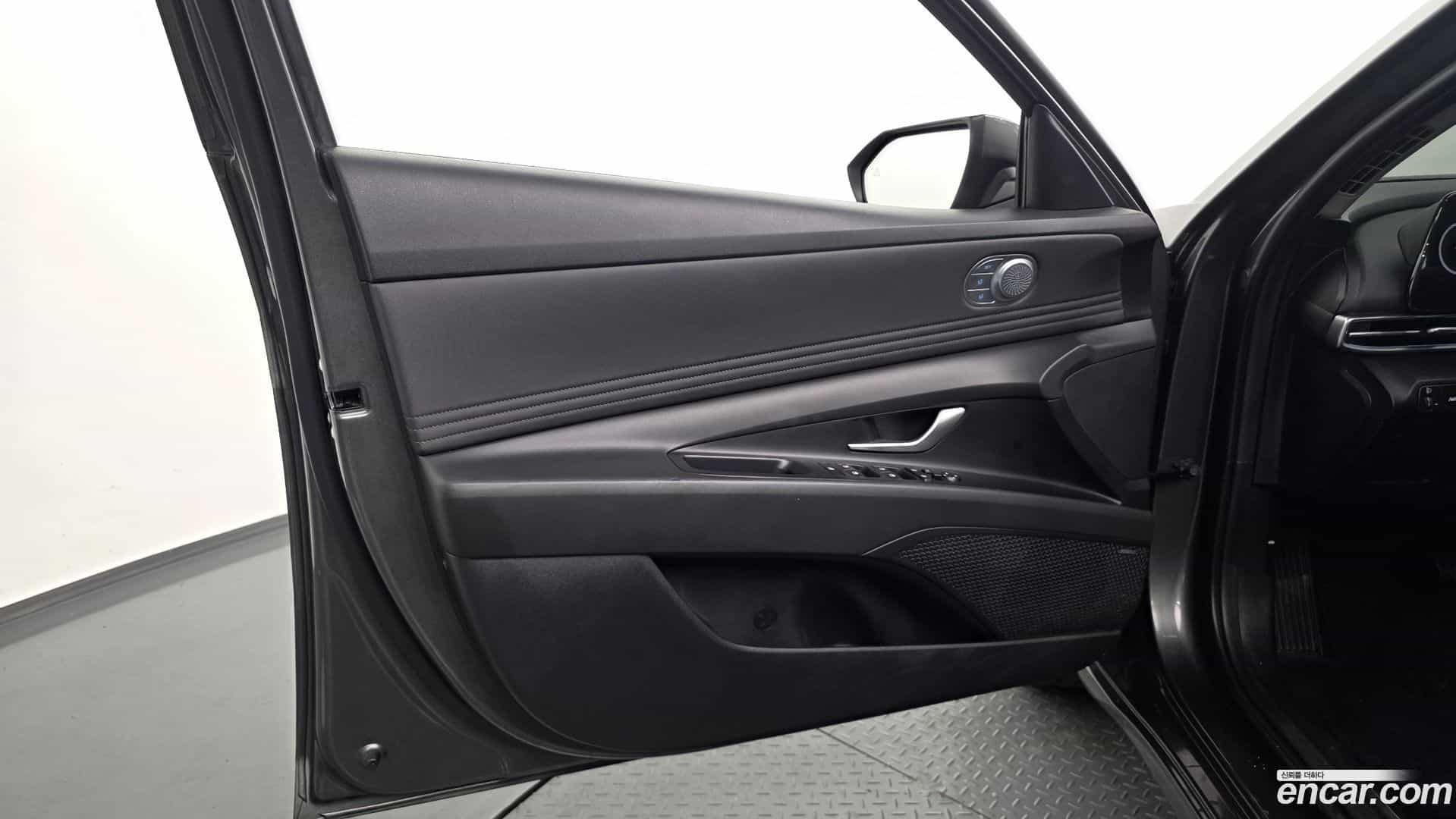 AVANTE Hyundai 2023.2-INNER-034