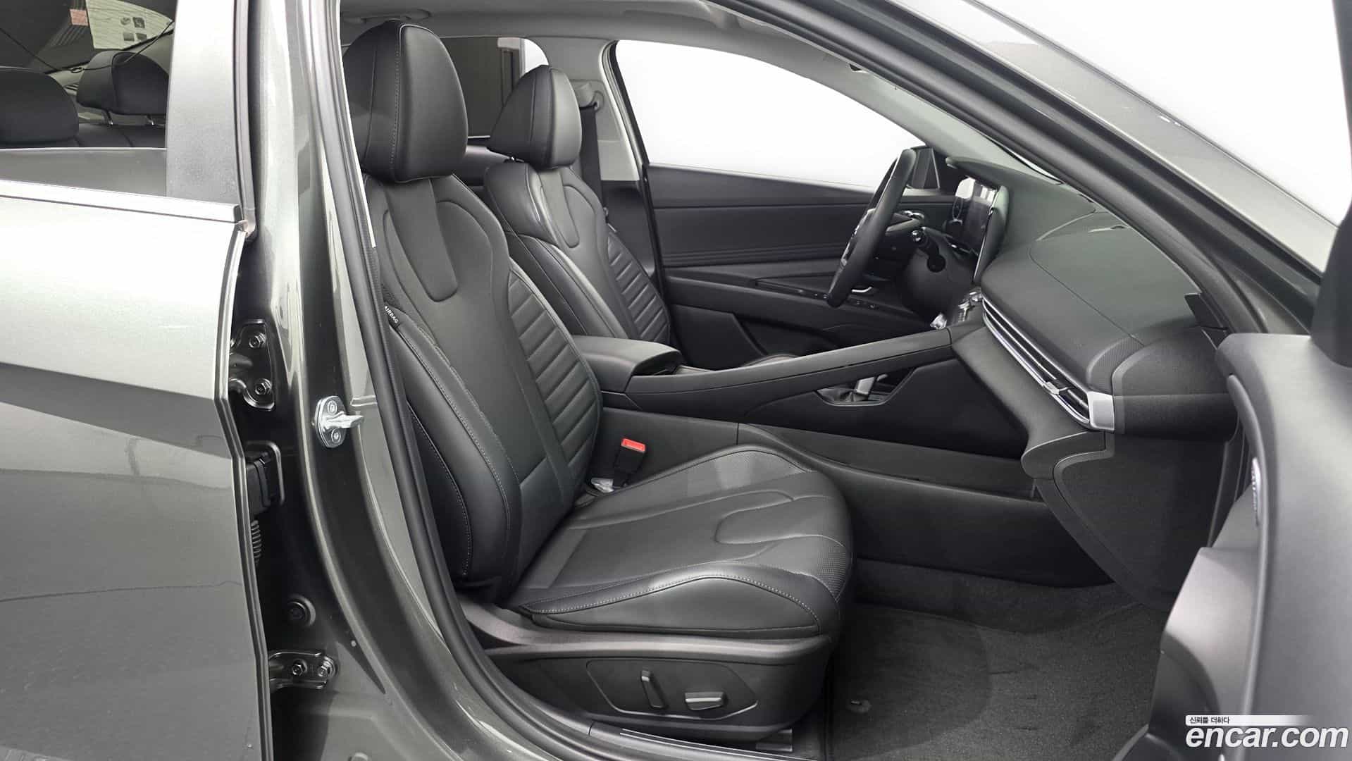AVANTE Hyundai 2023.2-INNER-036