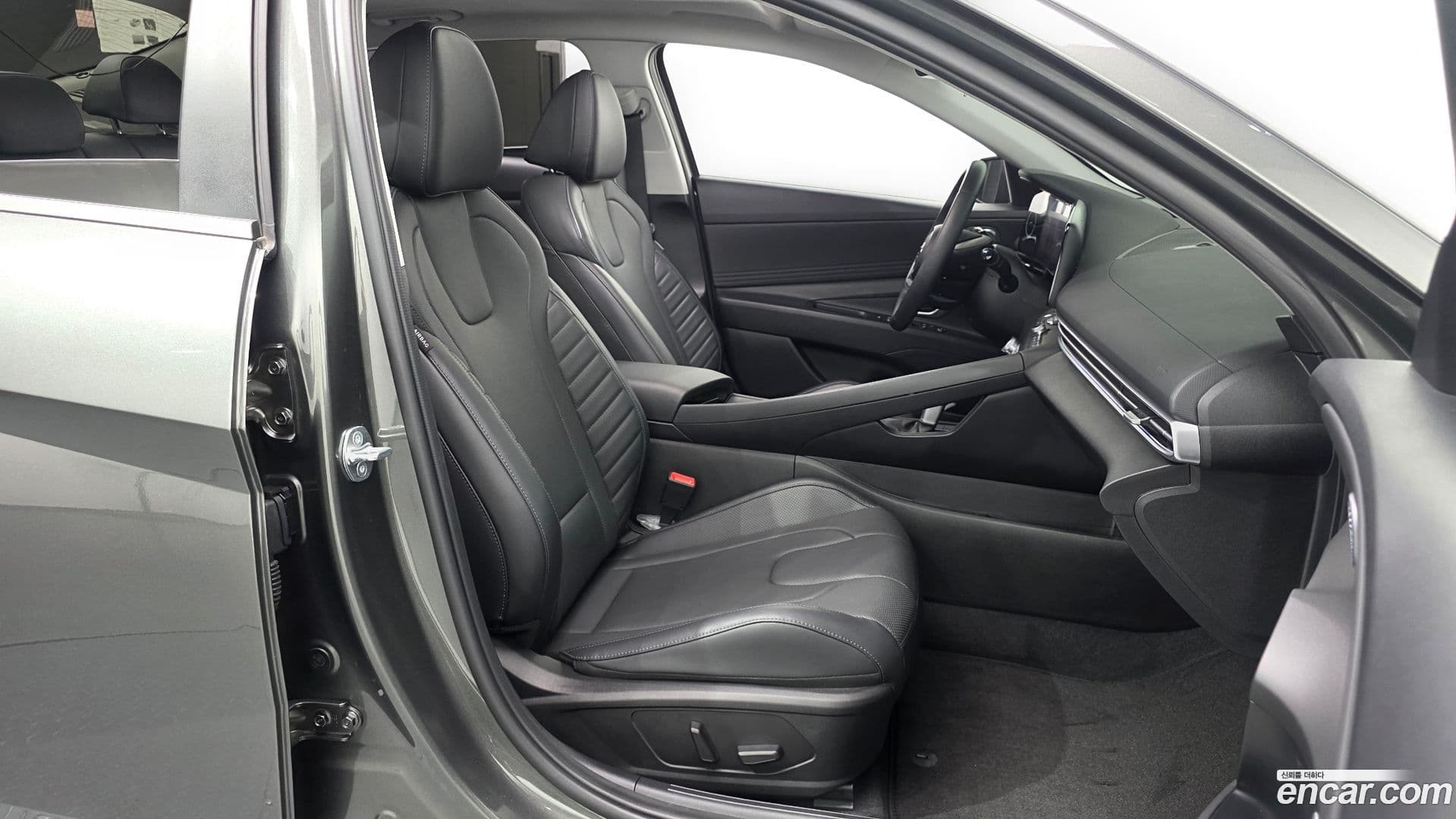 Main__Slider__Photo:AVANTE Hyundai 2023.2-25