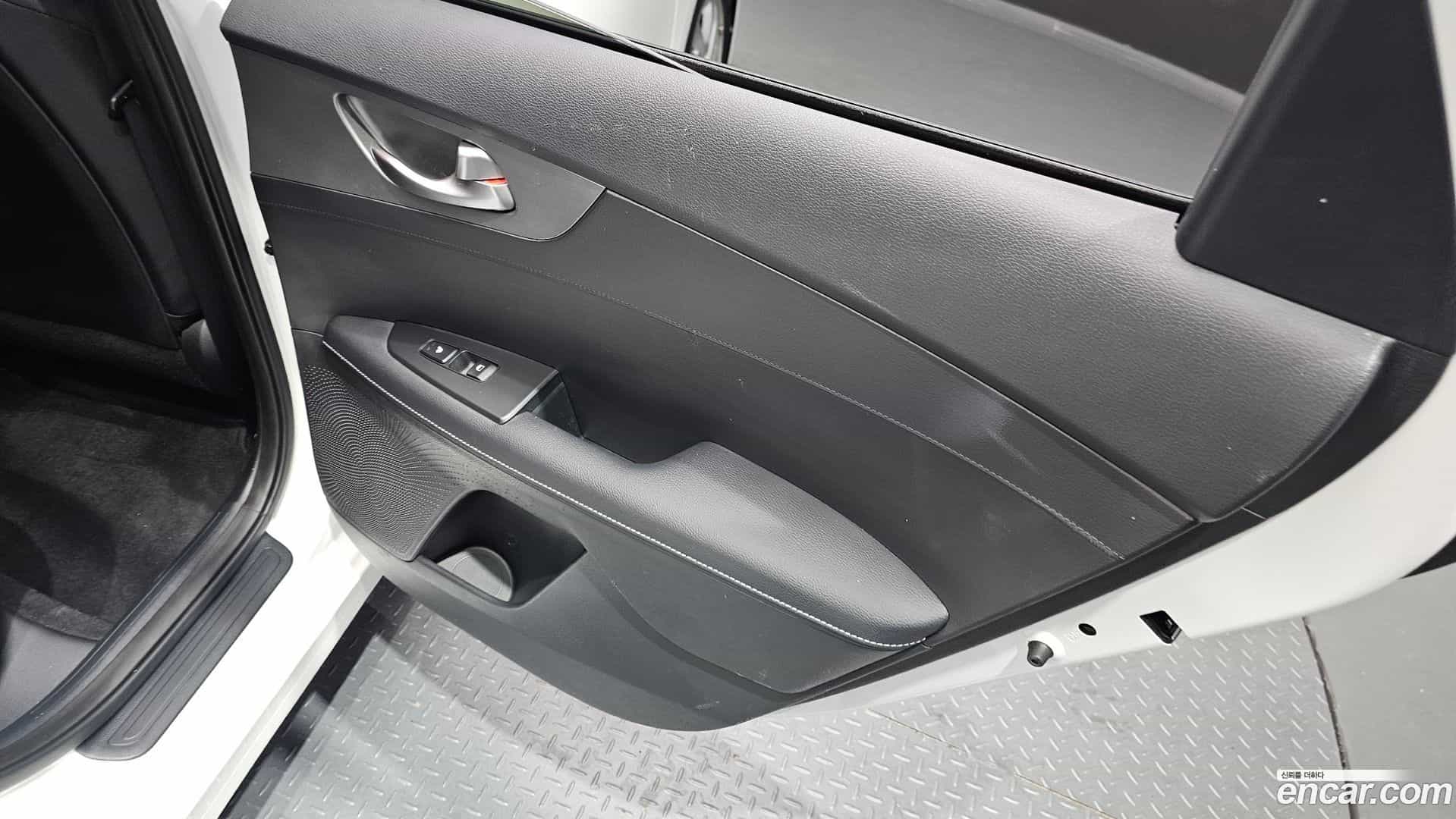 K3 Kia 2021.2-INNER-035