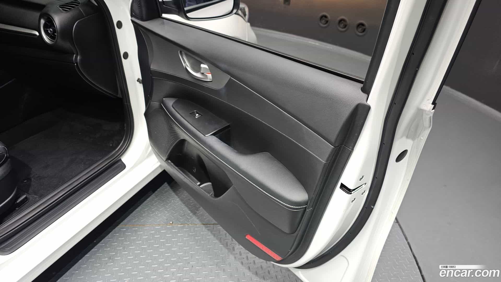 K3 Kia 2021.2-OPTION-042