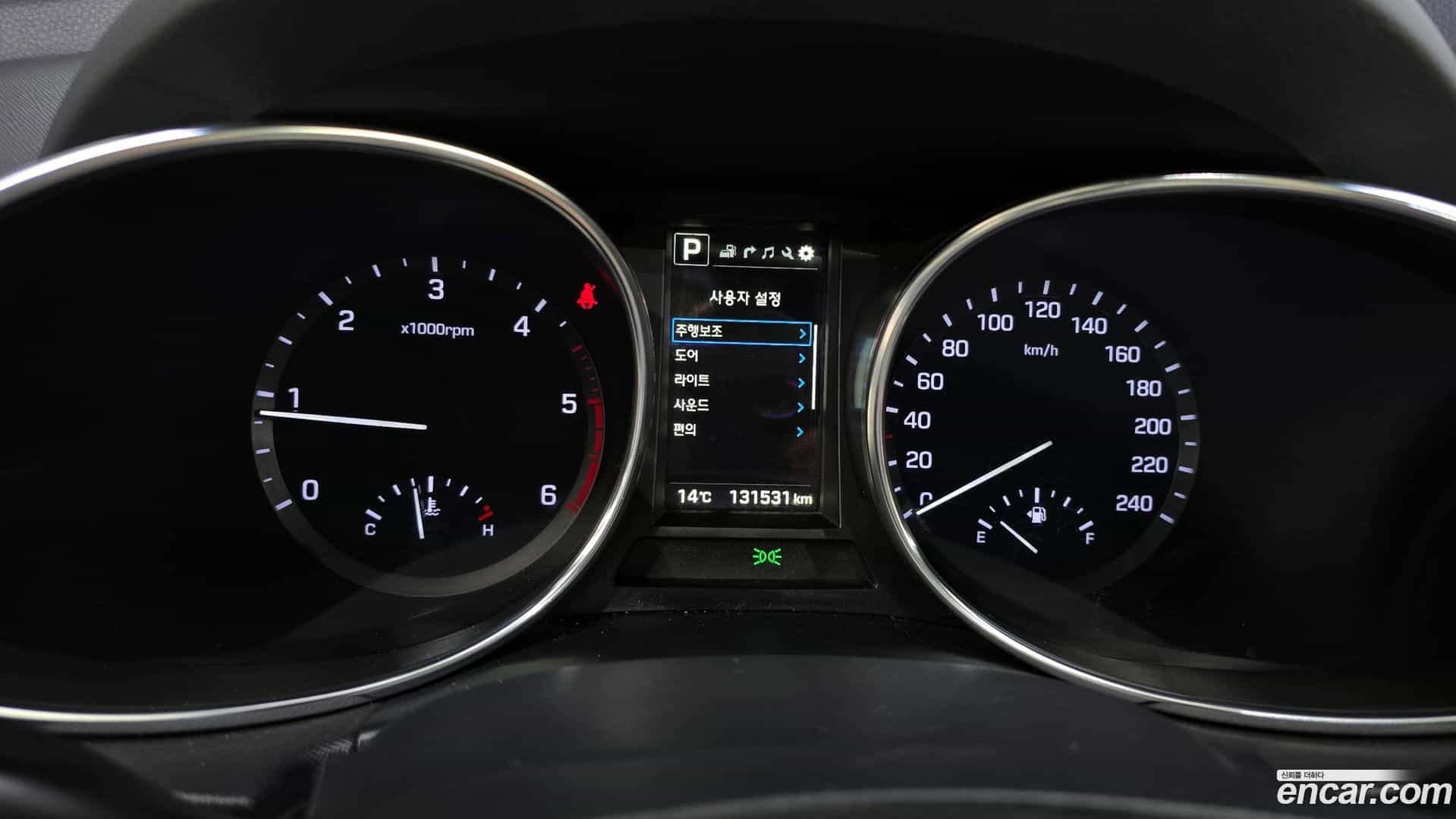 Santafe Hyundai 2017.0-INNER-008