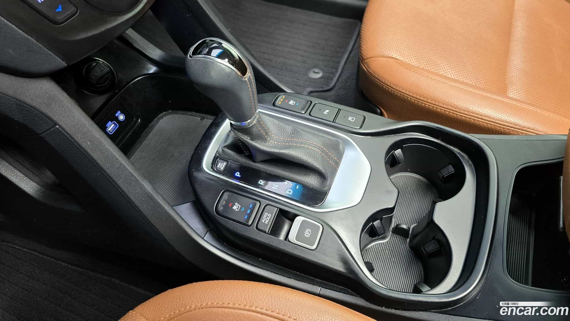 Santafe Hyundai 2017.0-INNER-009
