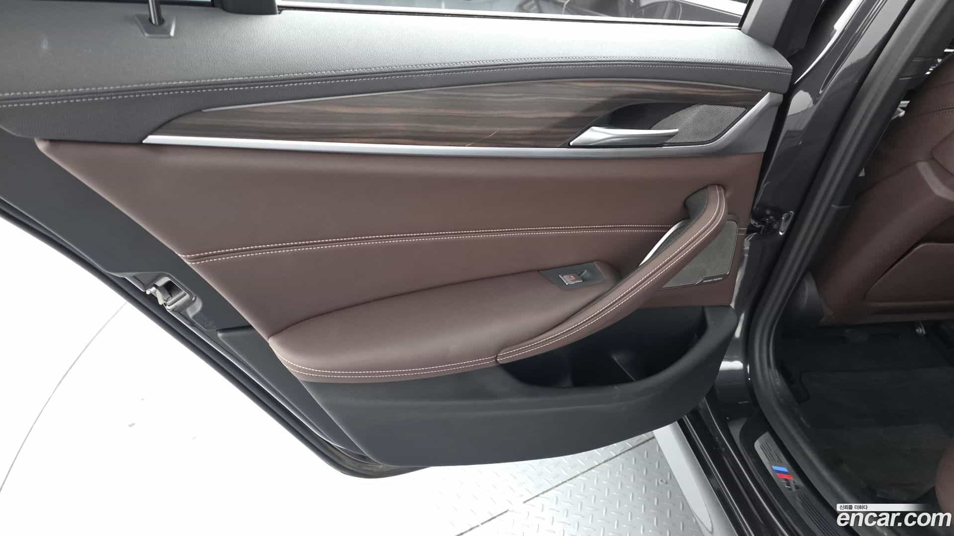 5-Series BMW 2020.9-INNER-035