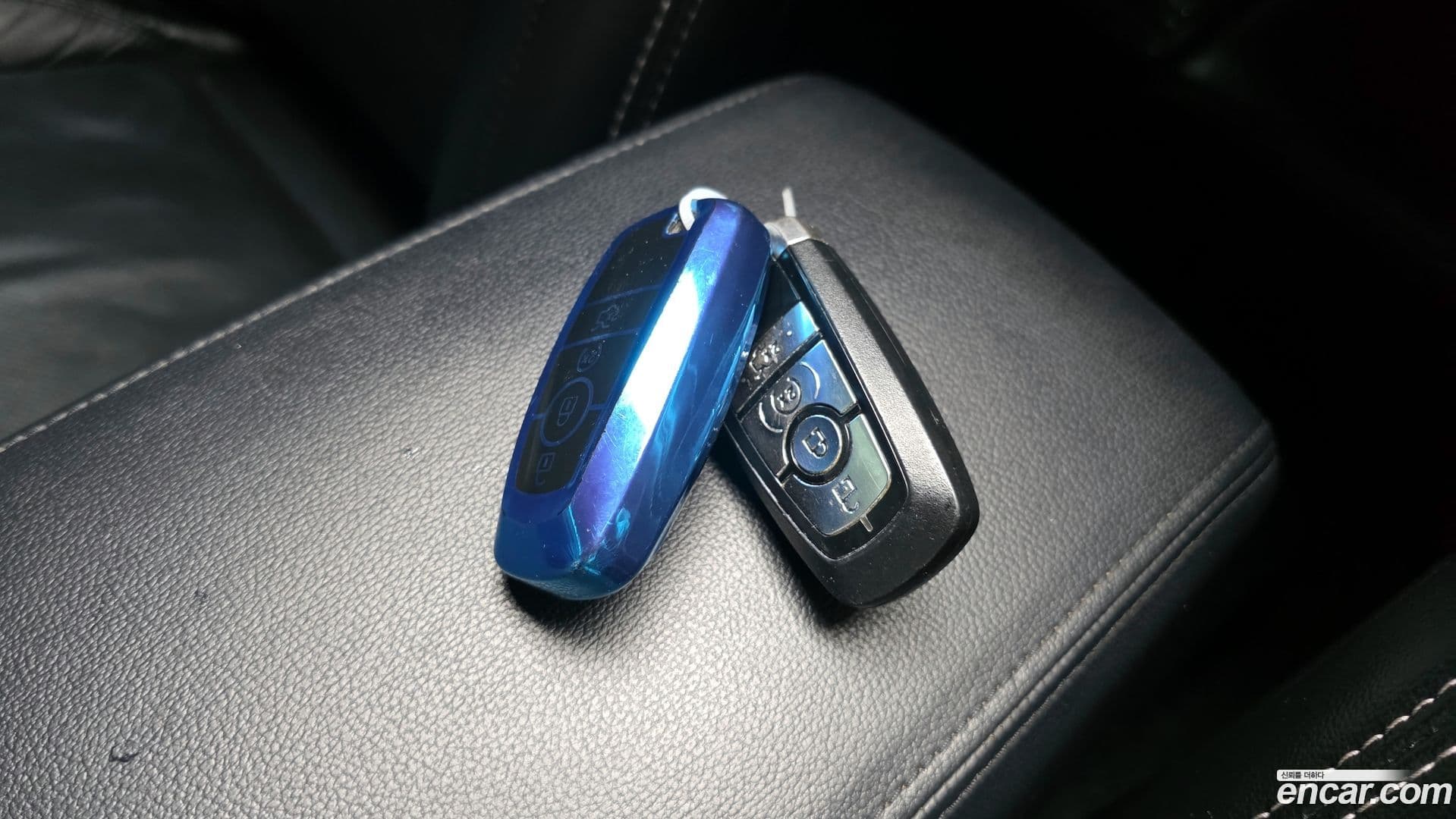 Main__Slider__Photo:Explorer Ford 2018.5-34