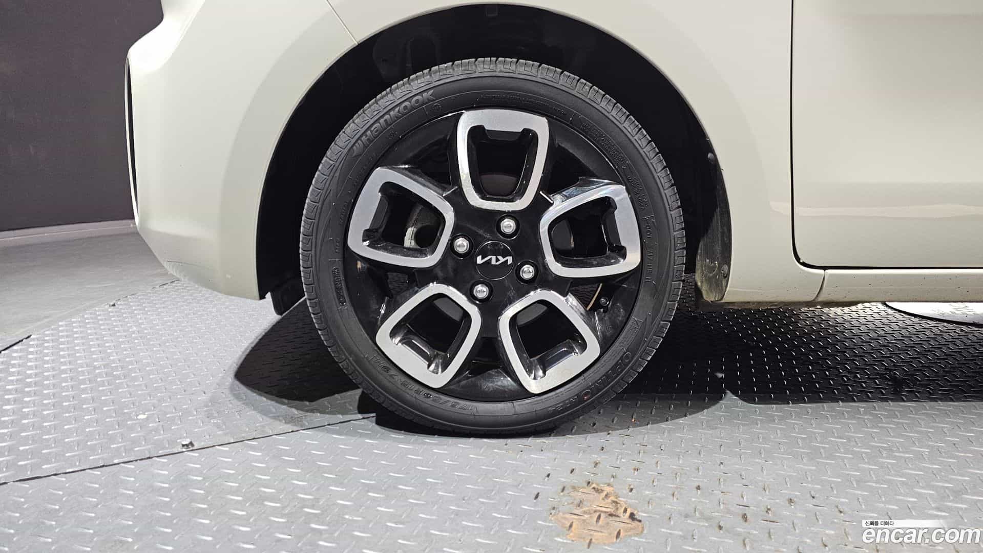 RAY Kia 2022.2-OUTER-005