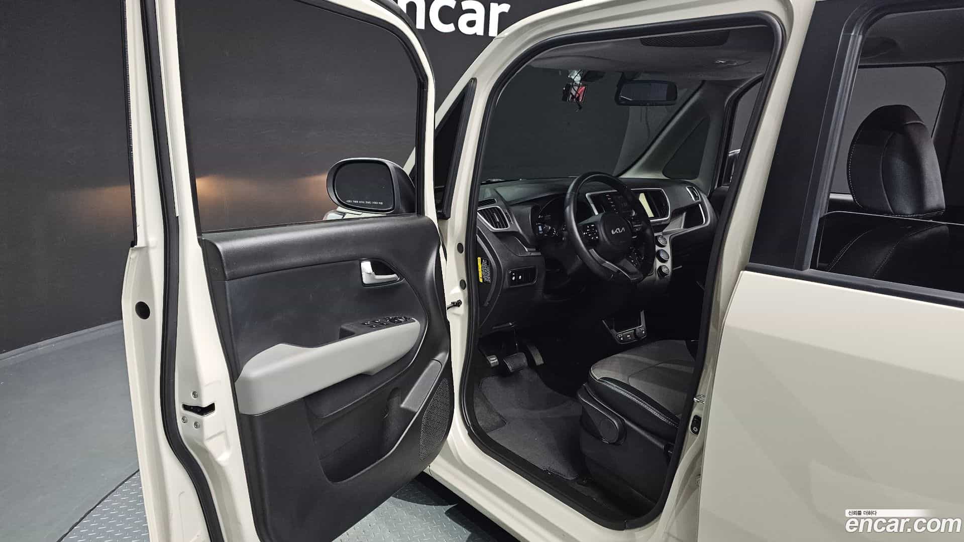 RAY Kia 2022.2-INNER-010