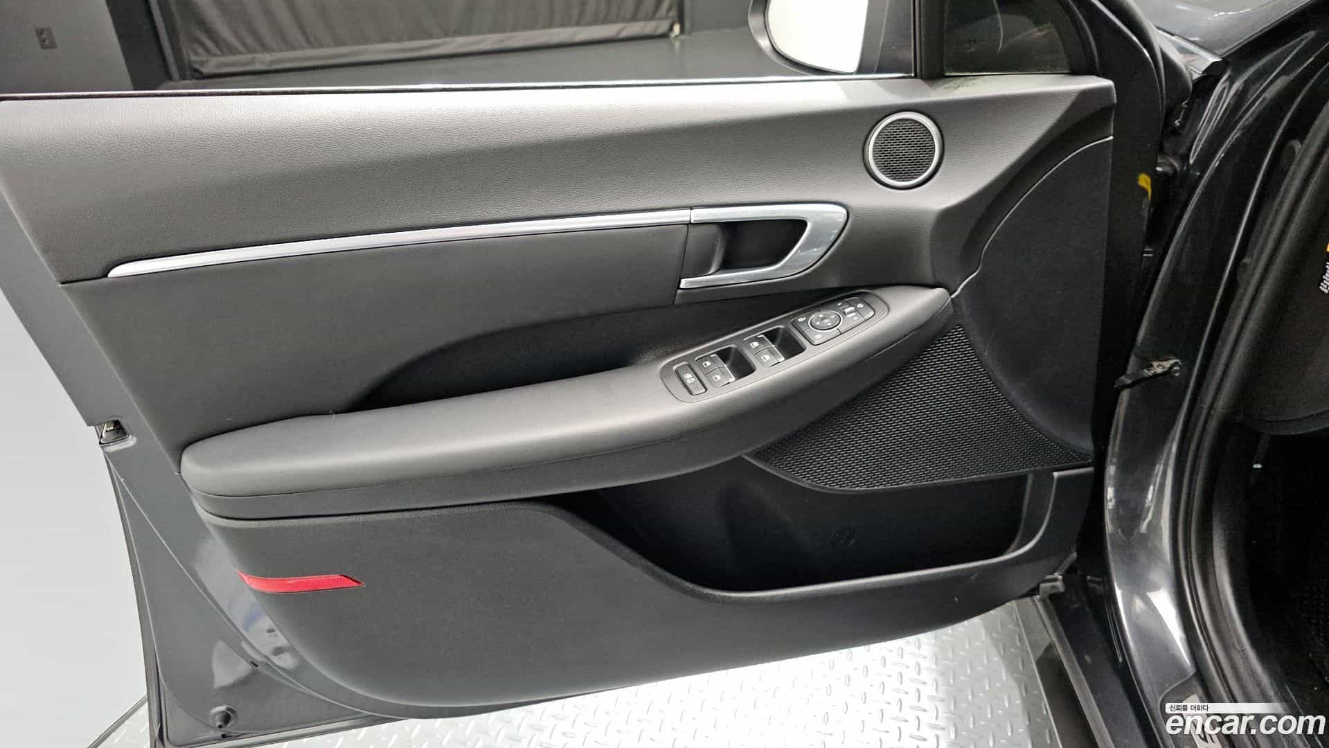 Sonata Hyundai 2019.6-INNER-034
