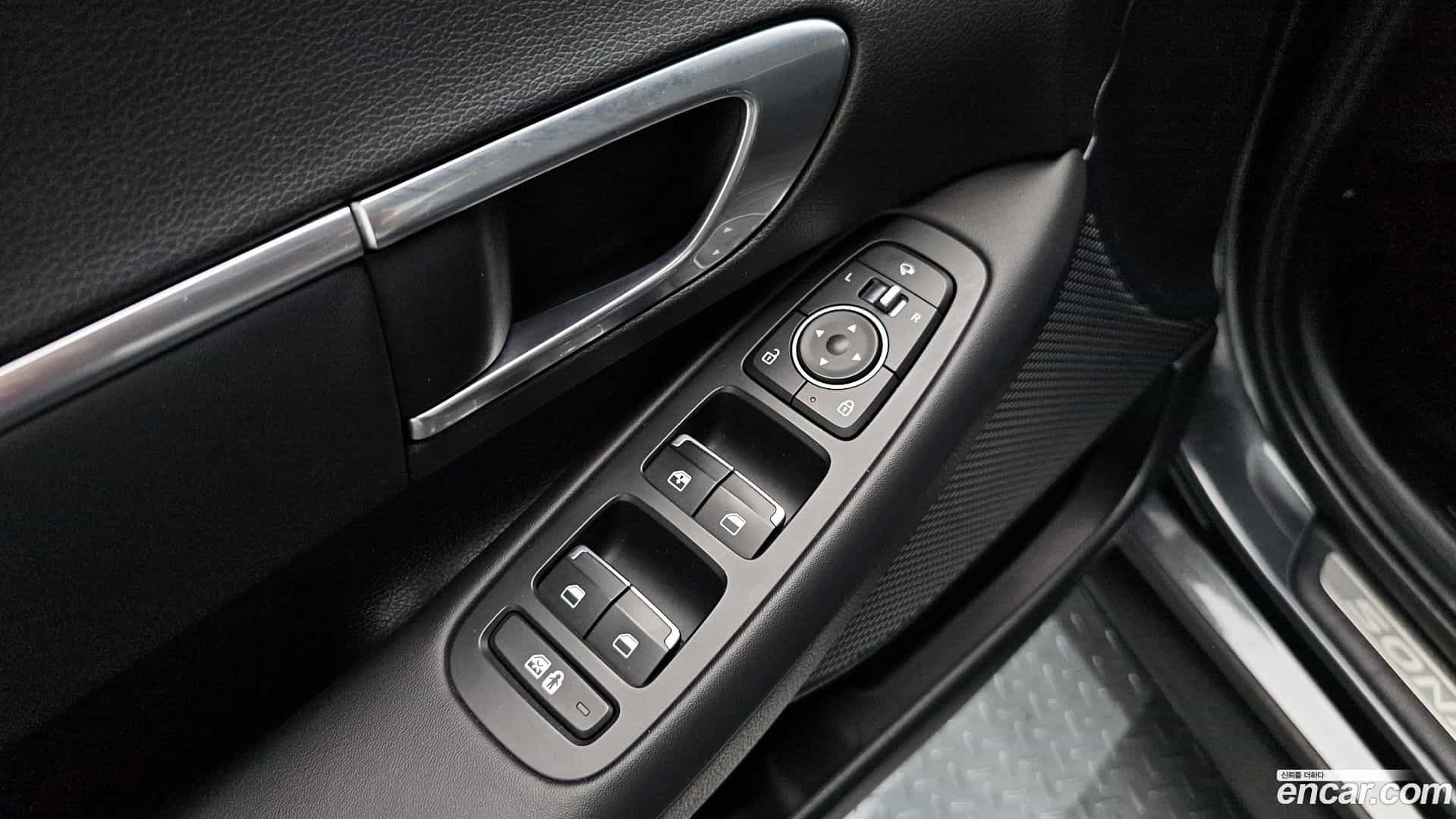 Sonata Hyundai 2019.6-OPTION-042
