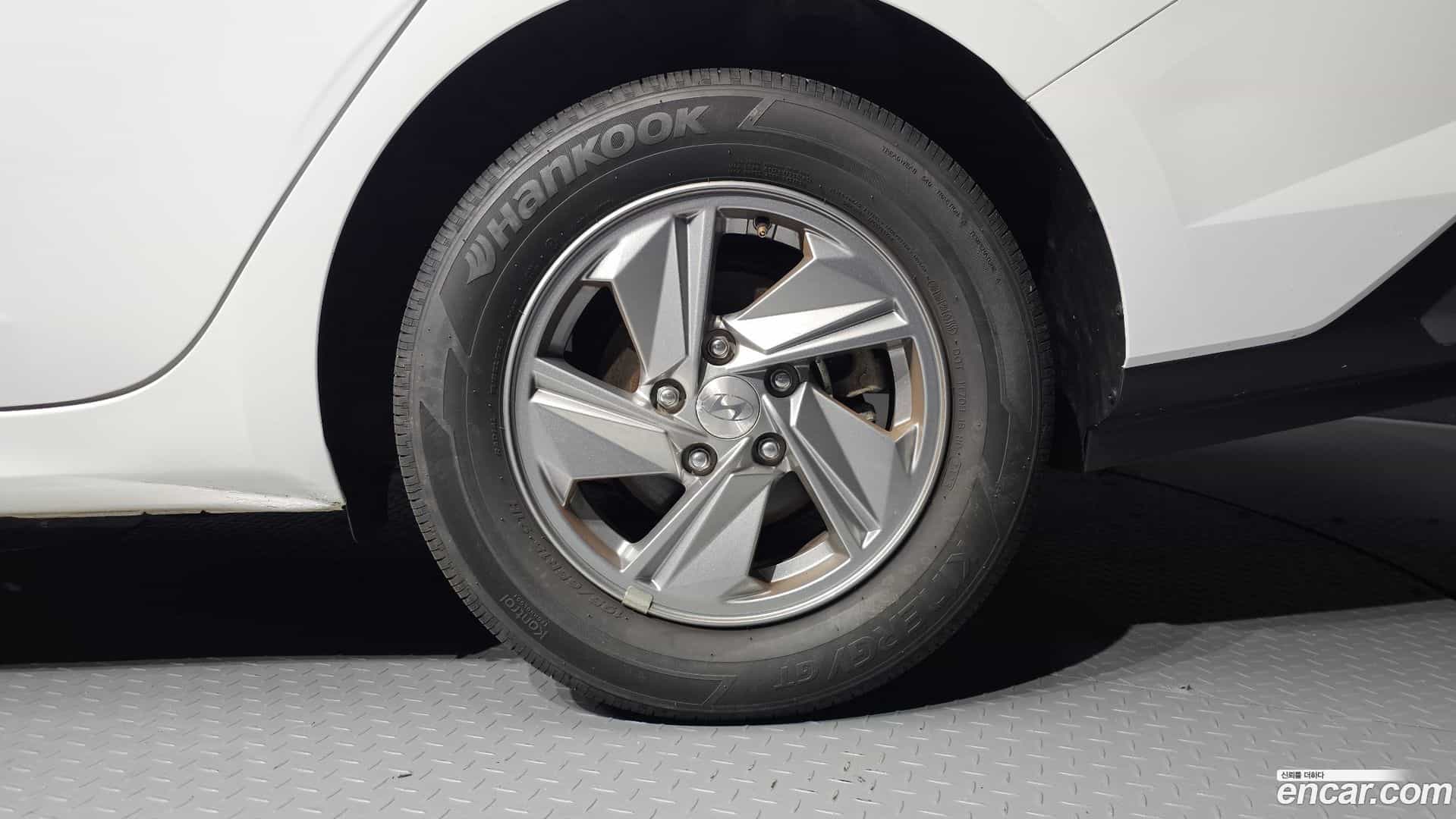 AVANTE Hyundai 2023.6-OUTER-031