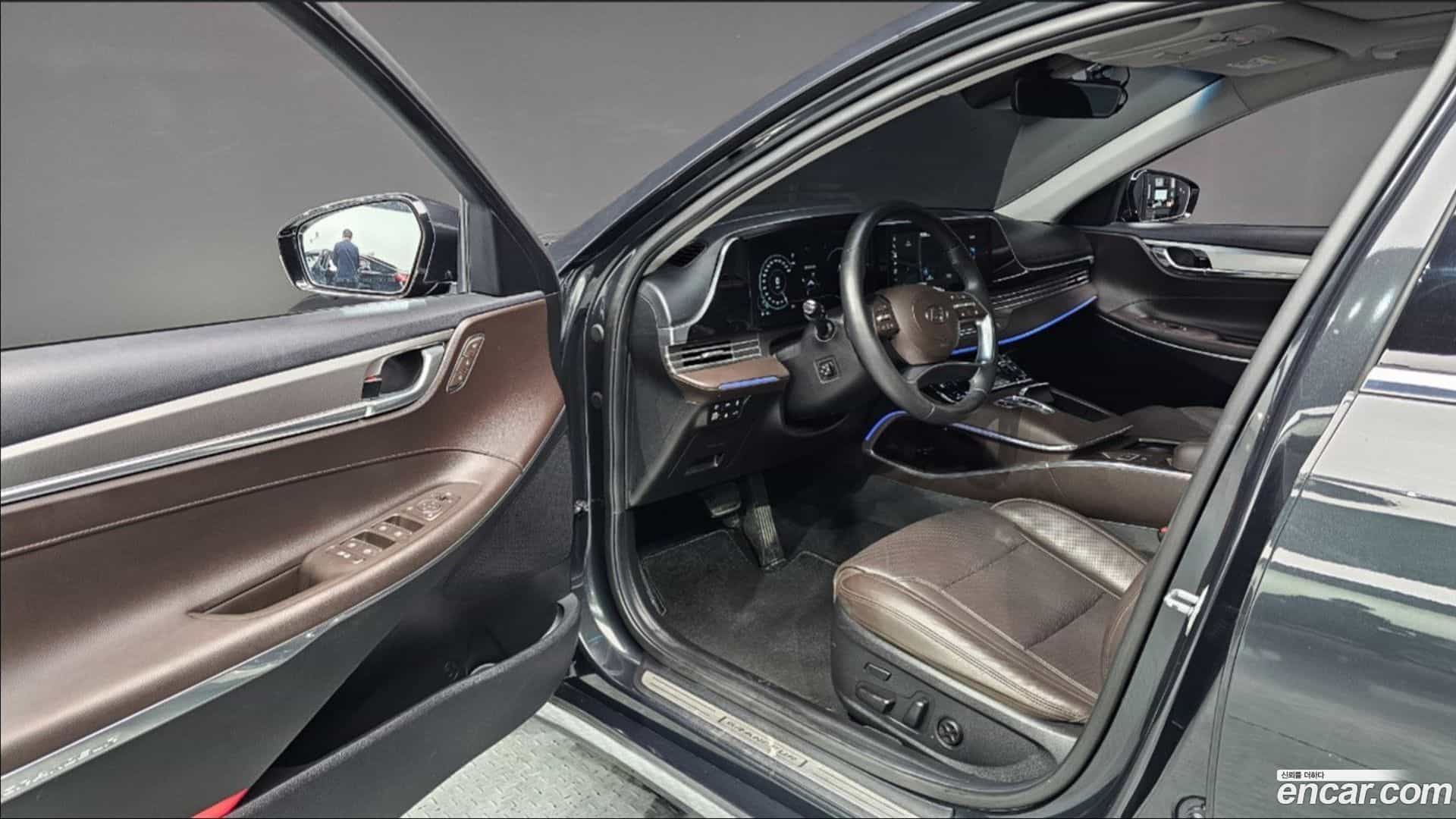 Grandeur Hyundai 2021.1-INNER-010