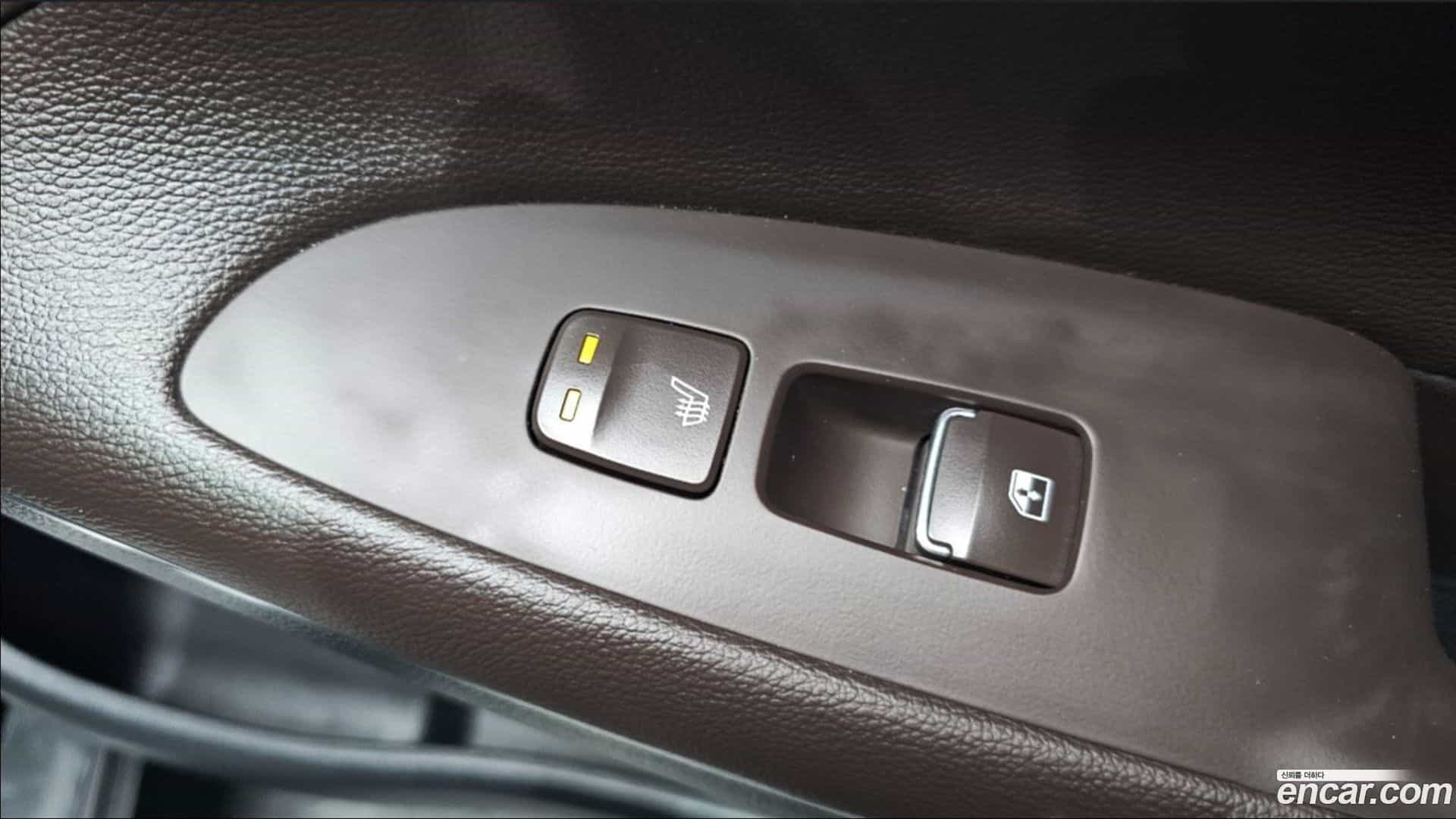 Grandeur Hyundai 2021.1-OPTION-021