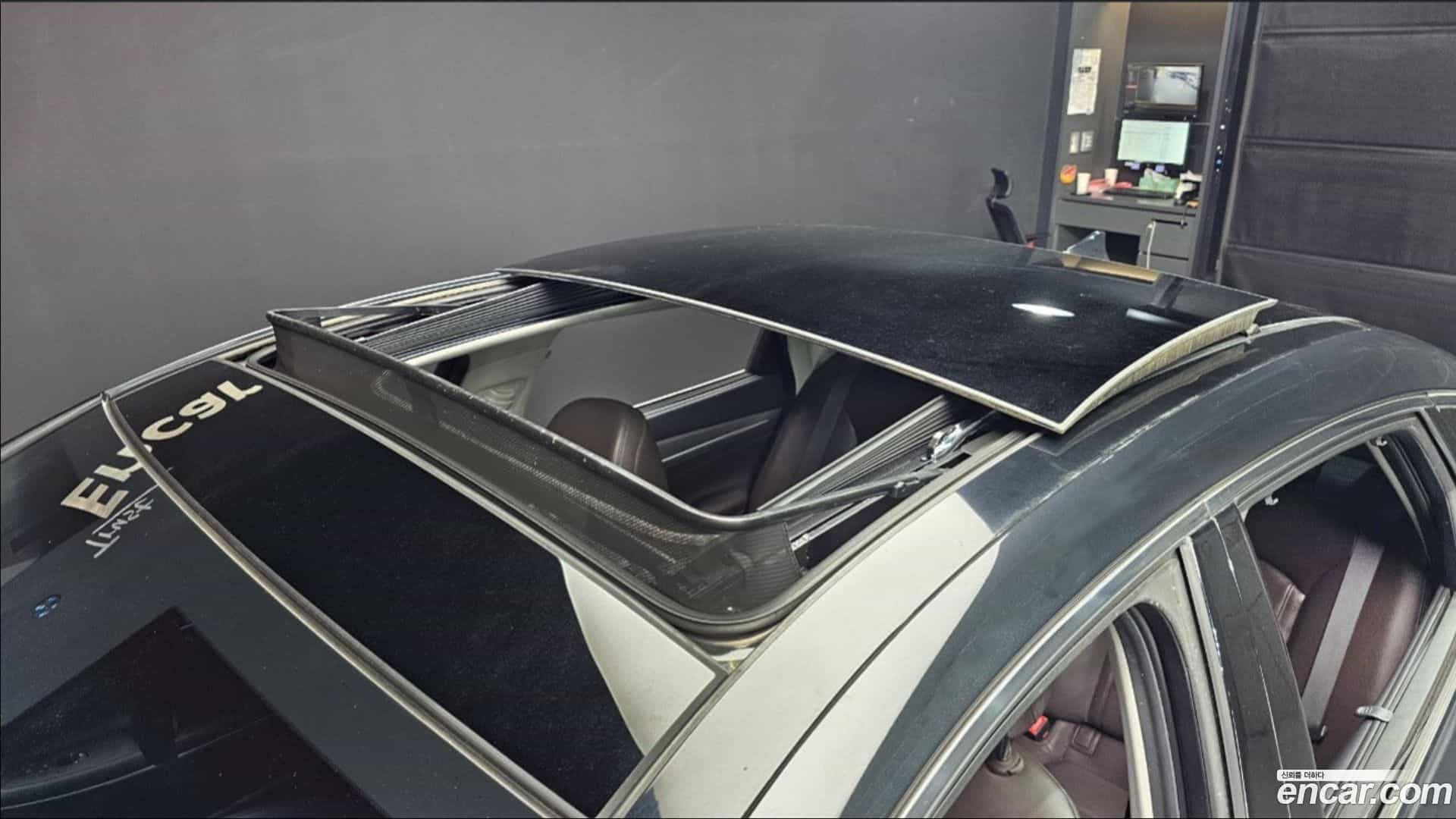 Grandeur Hyundai 2021.1-OPTION-023