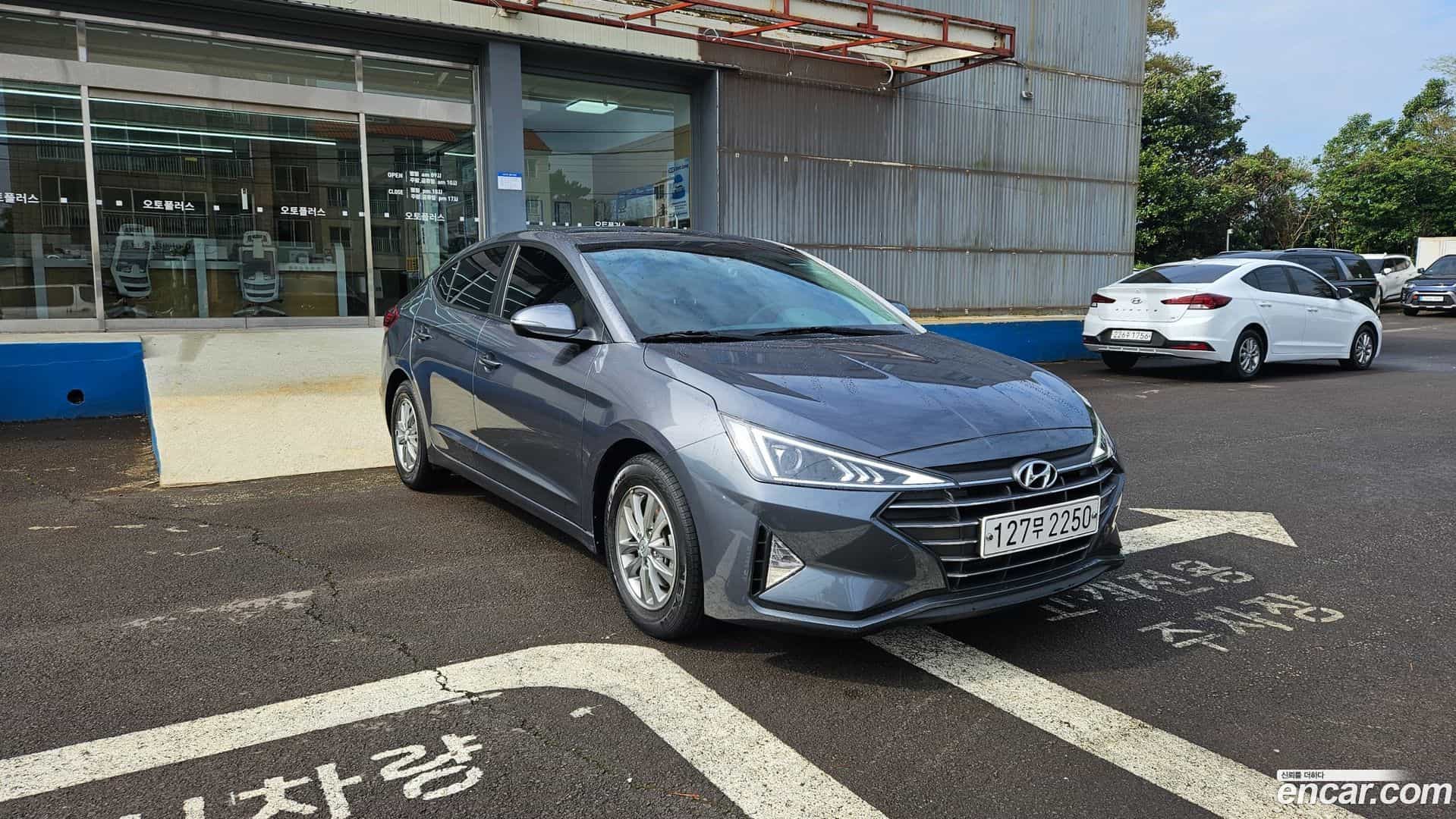 AVANTE Hyundai 2019.8-OUTER-003