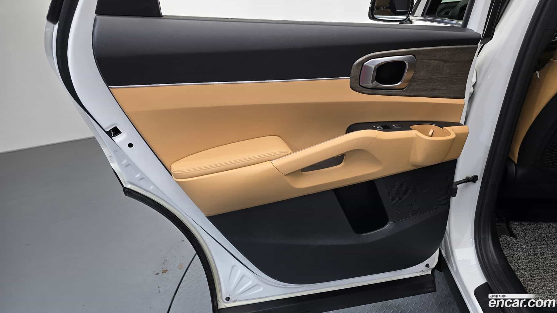 Sorento Kia 2021.7-INNER-035