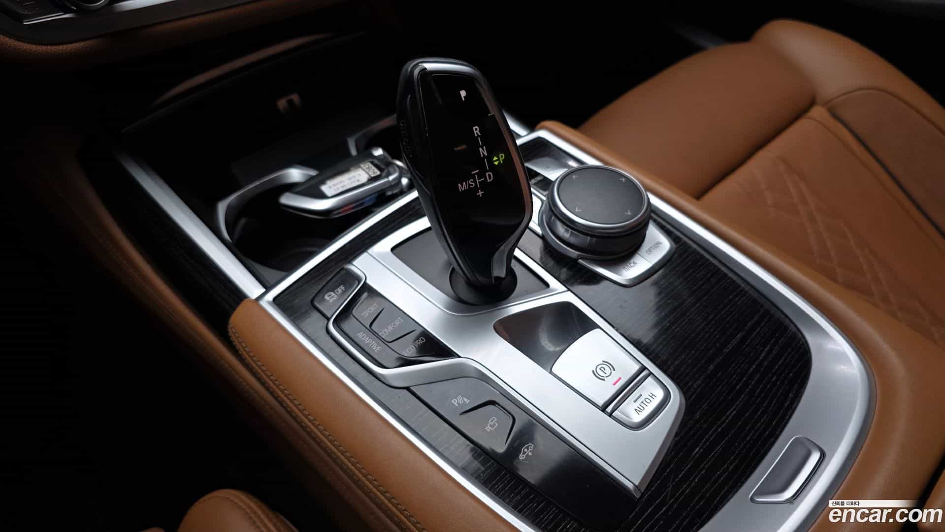 7-Series BMW 2017.7-INNER-009